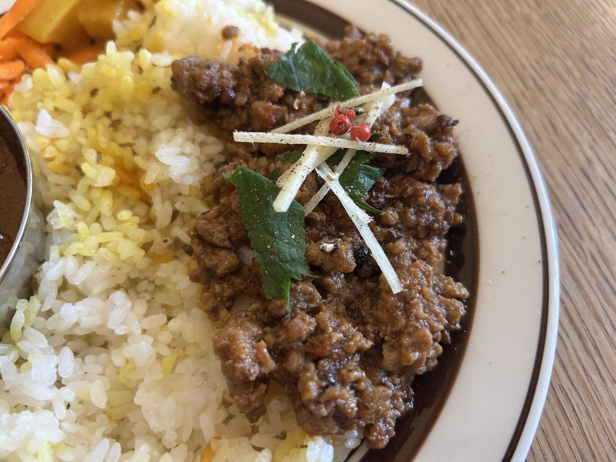 高円寺 negombo33 2種盛り