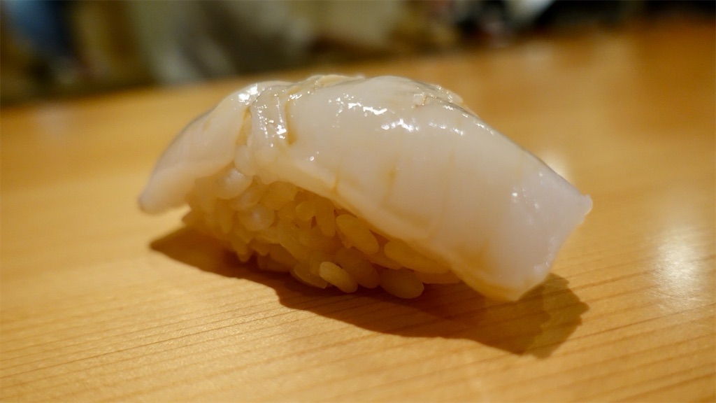 白金 鮨 まつうら 帆立