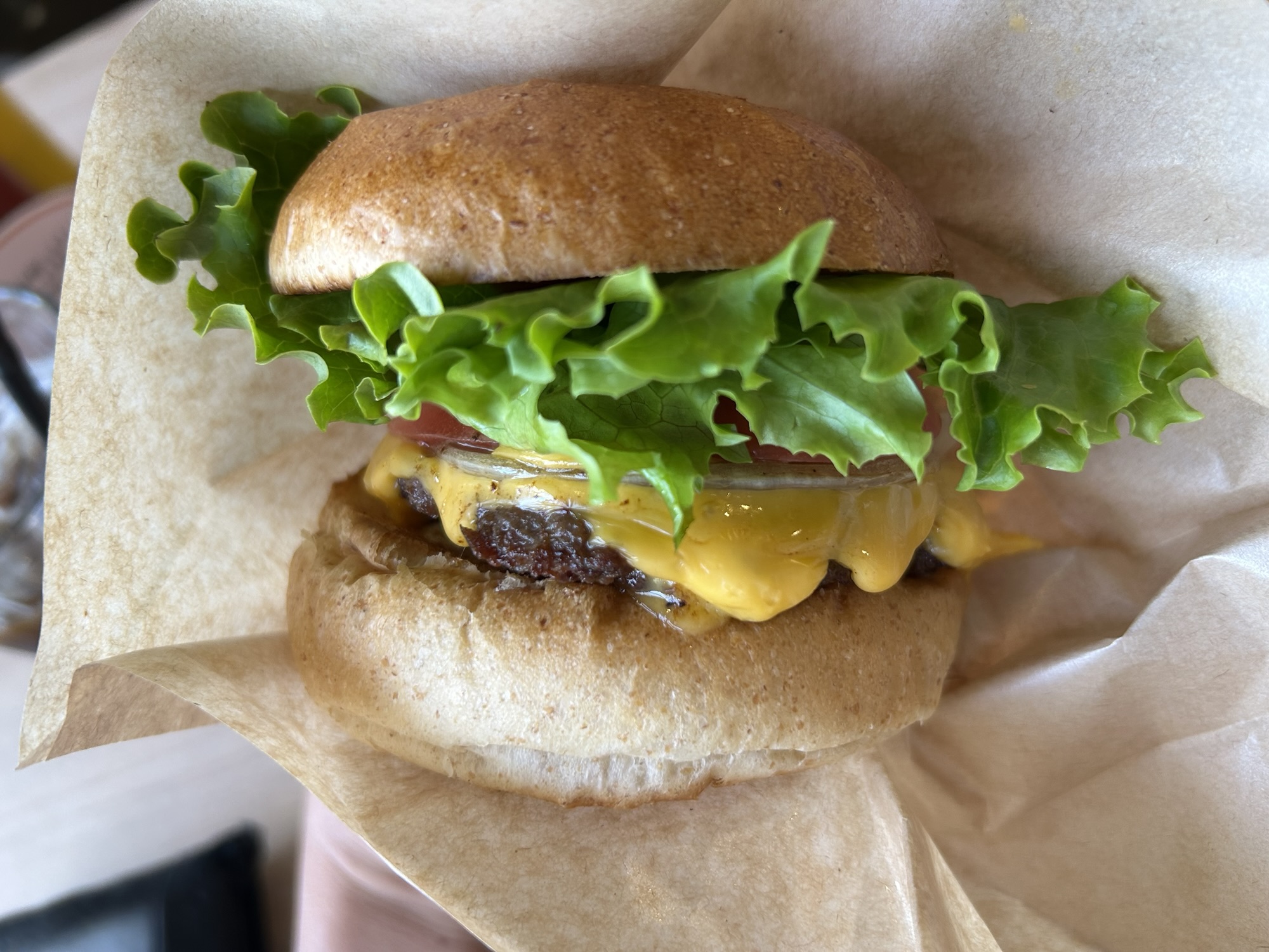 平尾 JILL’s BURGER 和牛チーズバーガー