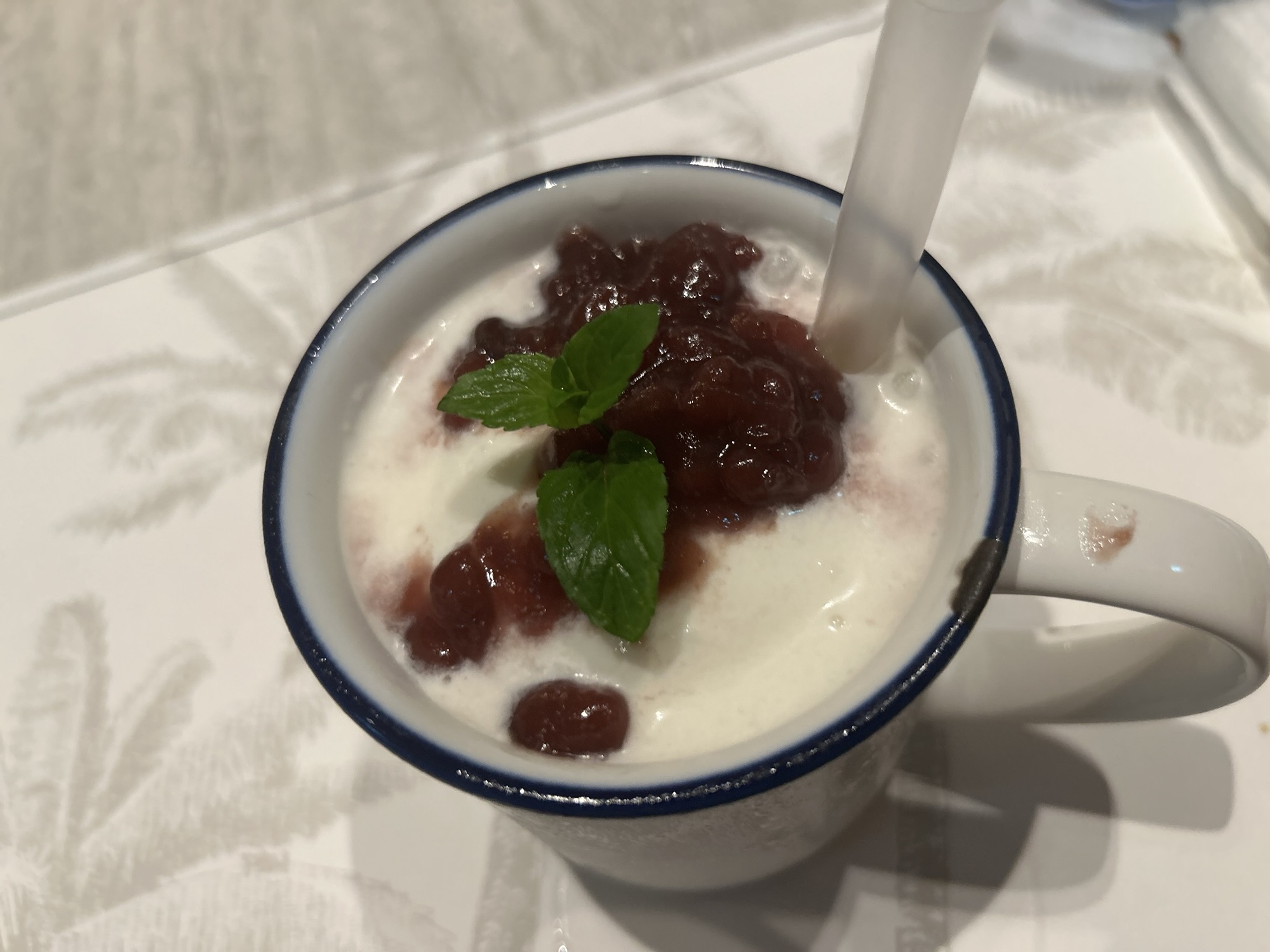 丸の内 CHATTERBOX CAFE ココナッツシェイク