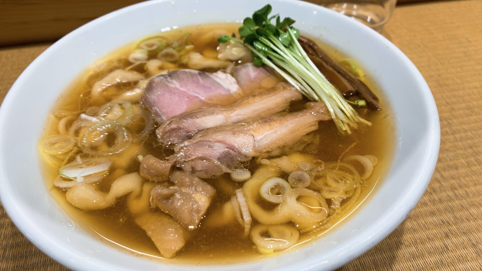 手打 親鶏中華そば 綾川
