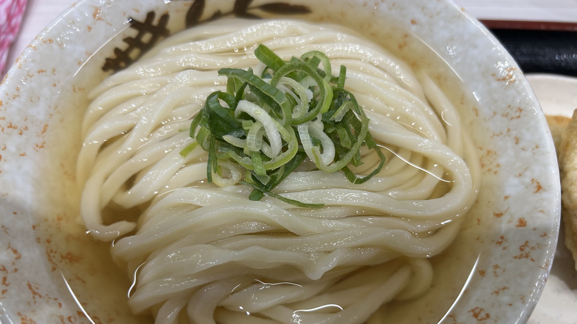 稲城市 うどん丸喜 かけうどん