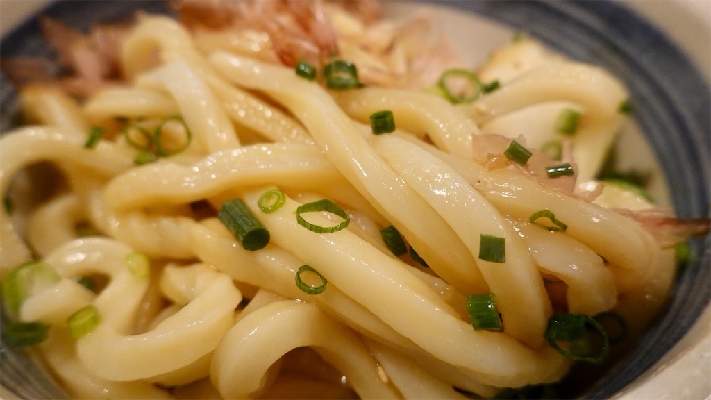 新宿 一滴八銭屋 新宿本店 生醤油うどん