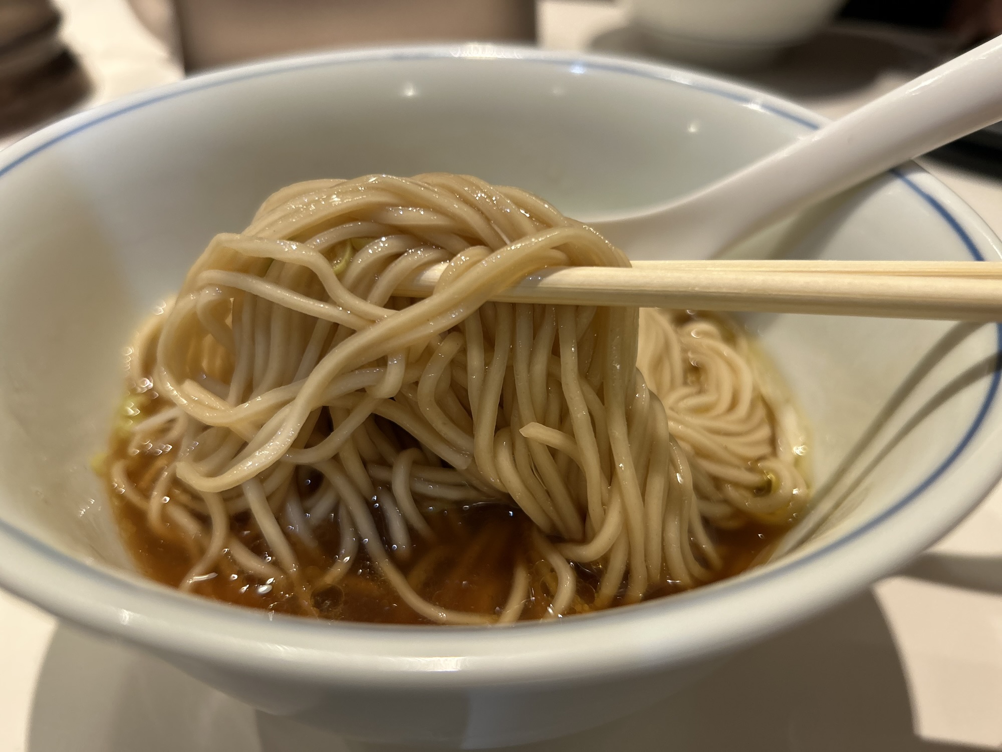 新横浜 ロックンスリー かけ