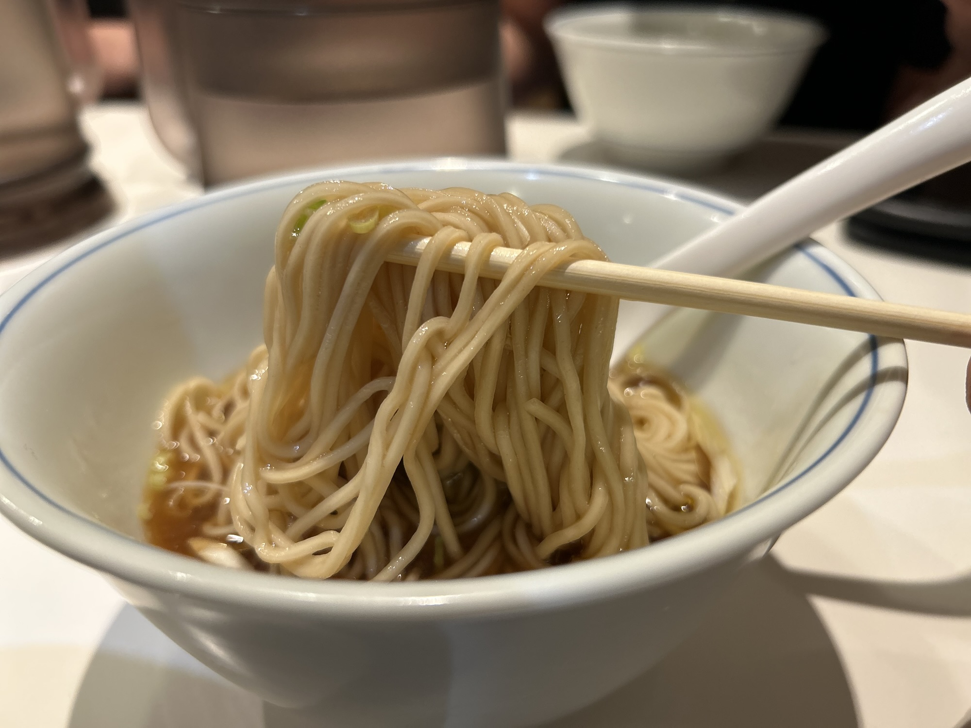 新横浜 ロックンスリー かけ