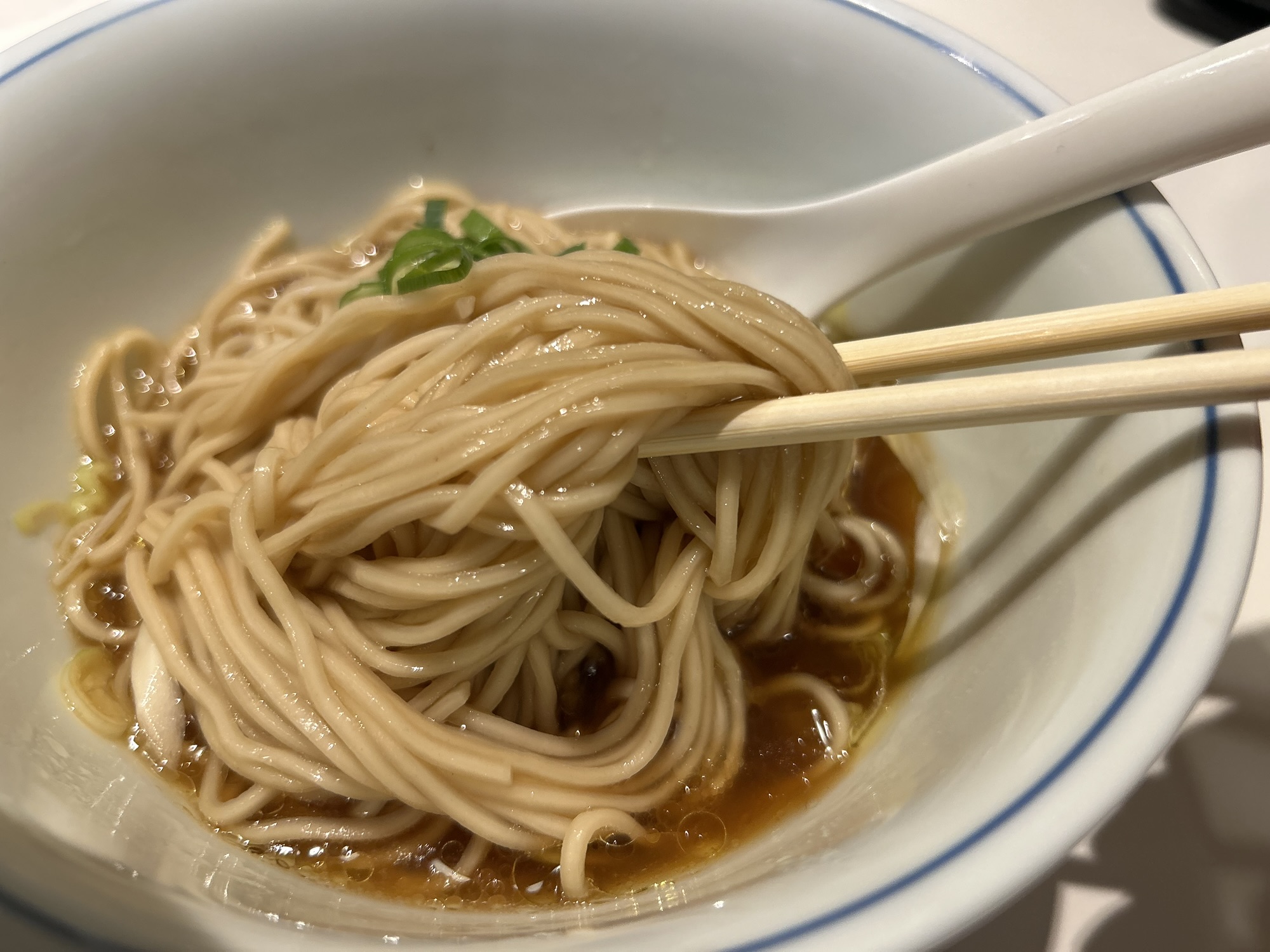 新横浜 ロックンスリー かけ