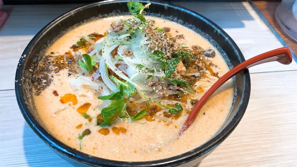 昭島 めだかタンタン 汁あり坦々麺
