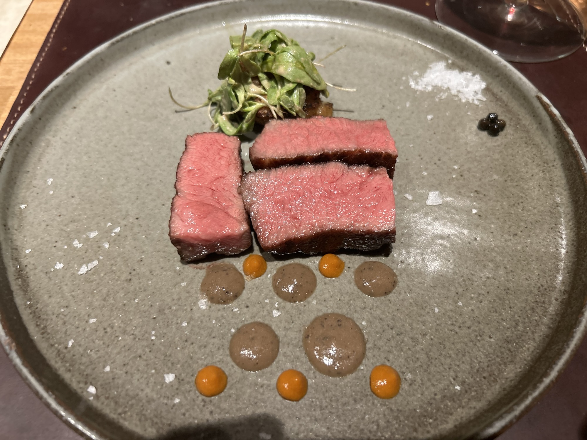 代官山 ARMONICO 備長炭と長期熟成 京都中勢以 但馬牛