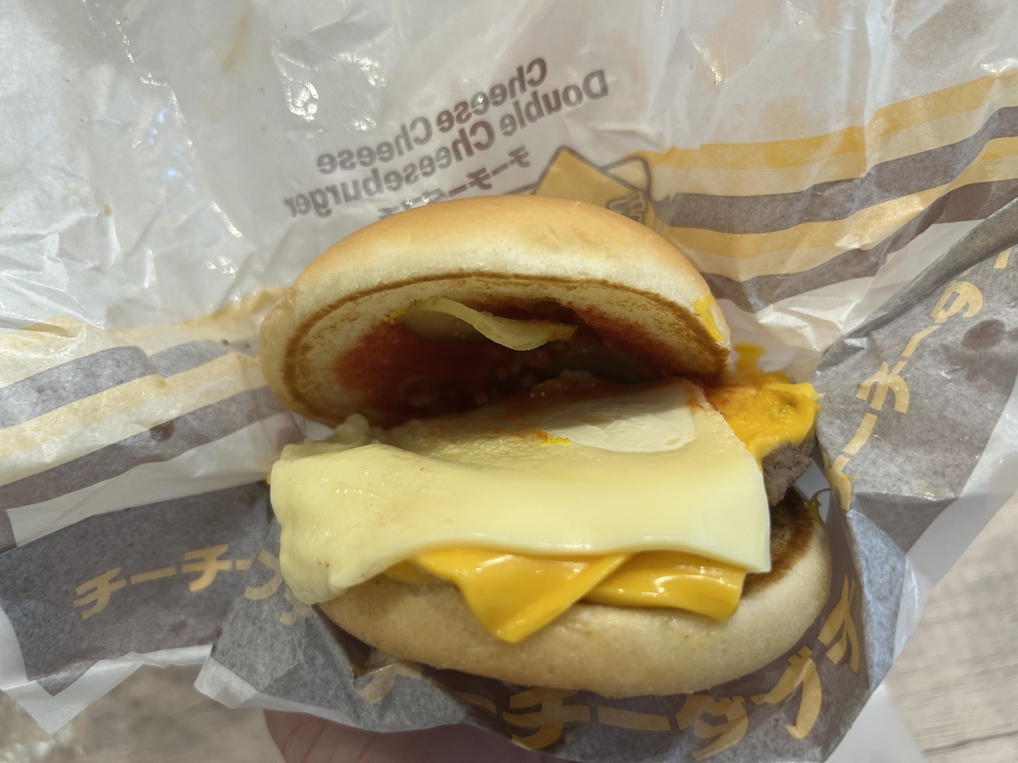 マクドナルド チーズチーズダブルチーズバーガー