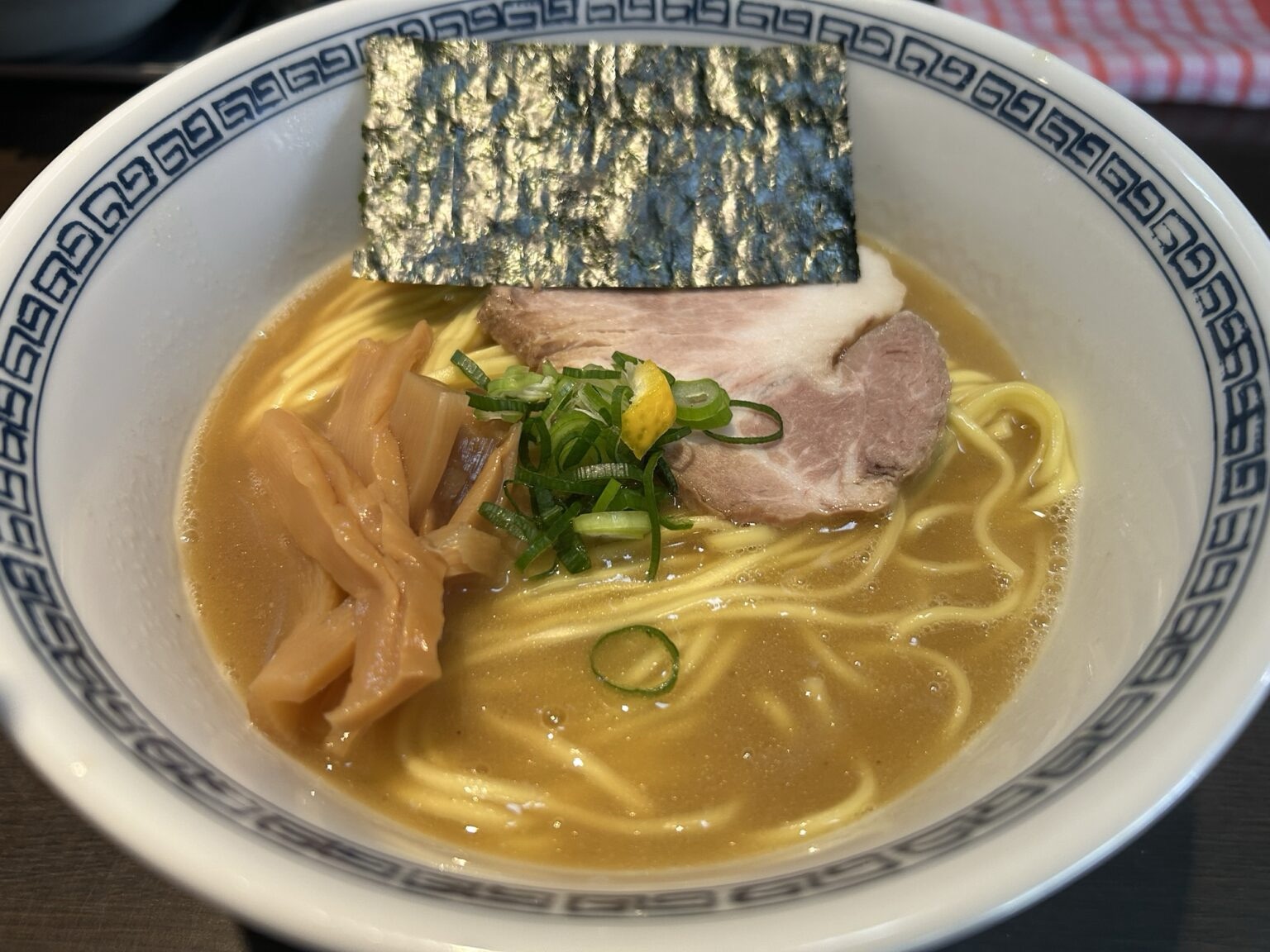 はやし