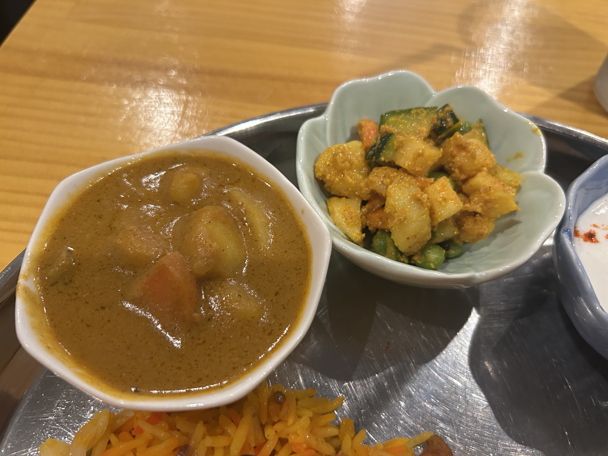 西調布 カリーナキッチン チキンビリヤニ