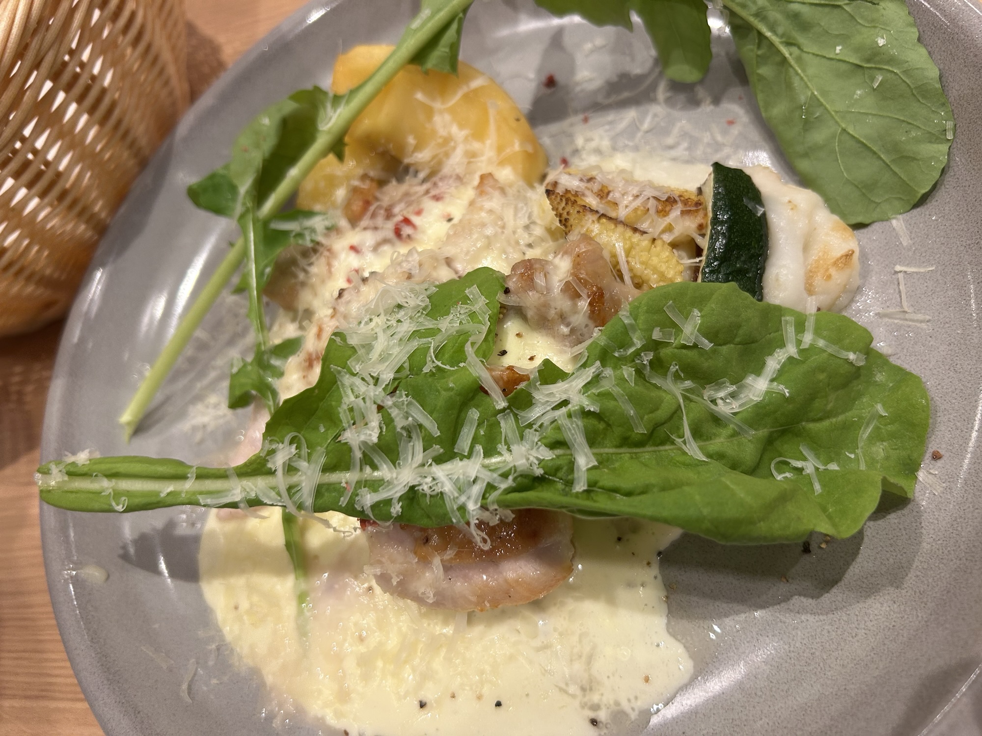 調布 BAKERY RESTAURANT C トリエ京王調布店 チキングリル ゴルゴンゾーラのクリームソース
