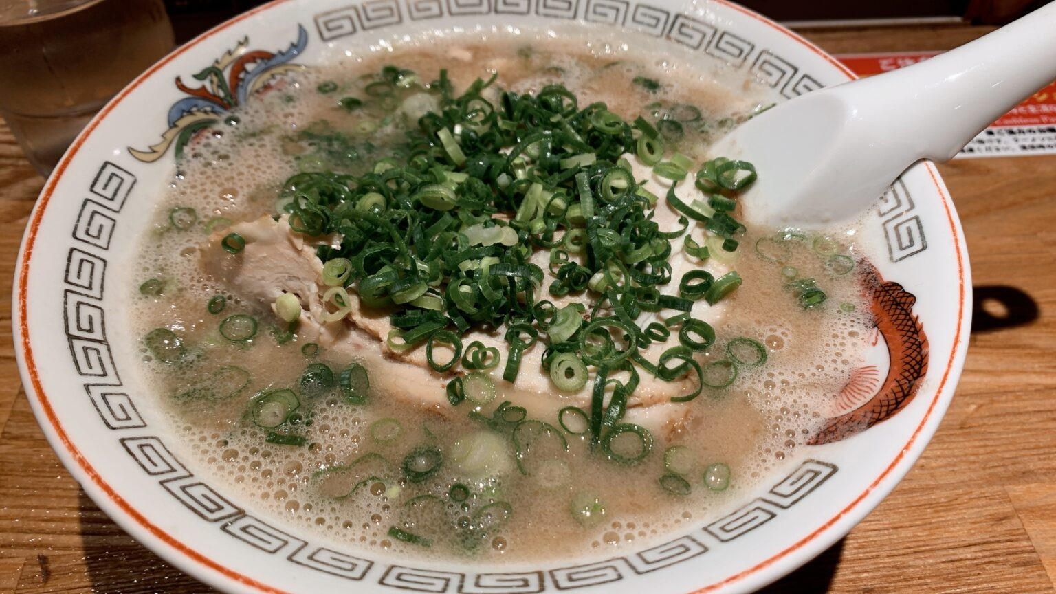 博多ラーメン でぶちゃん