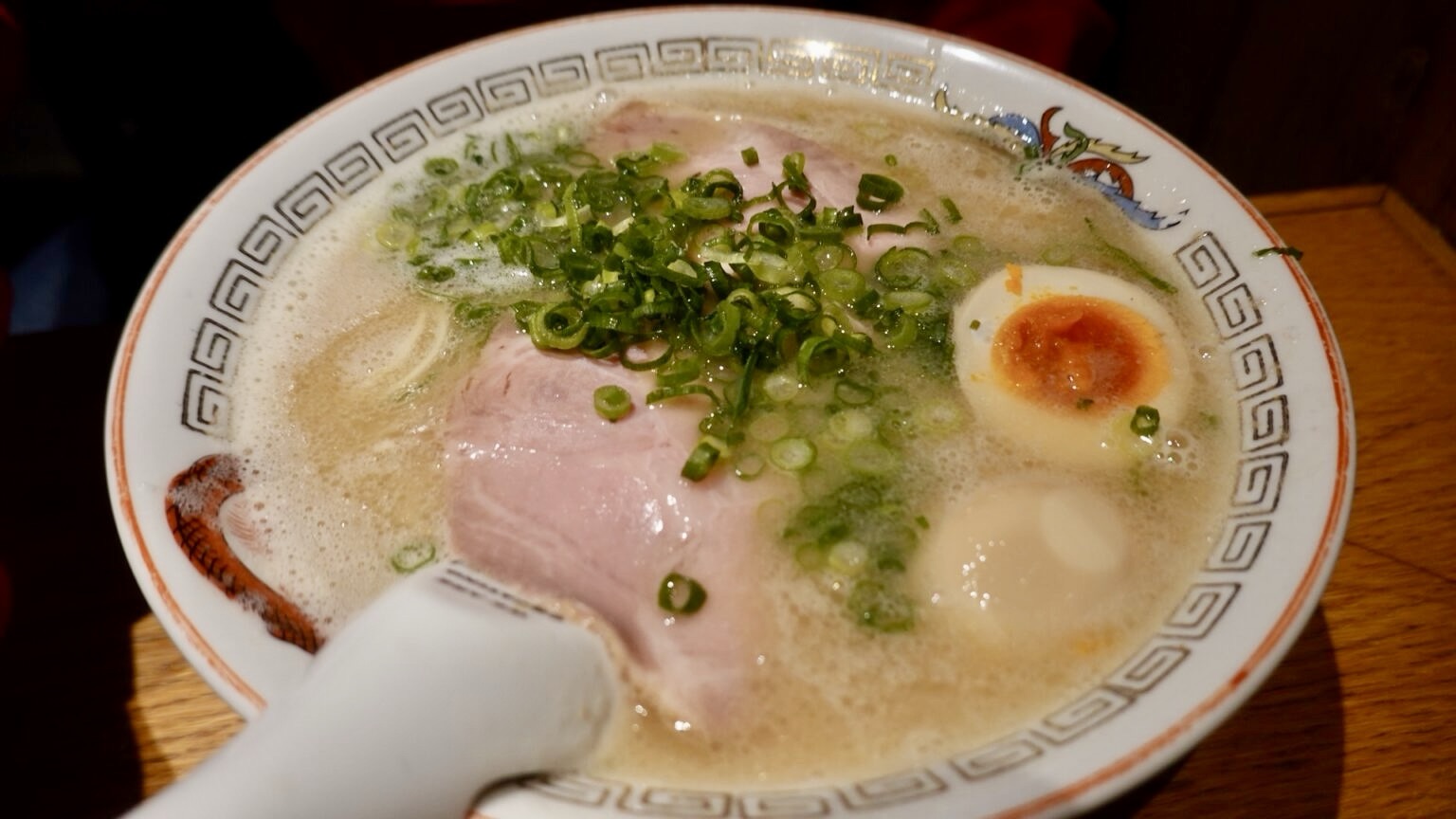 博多ラーメン でぶちゃん 高田馬場本店