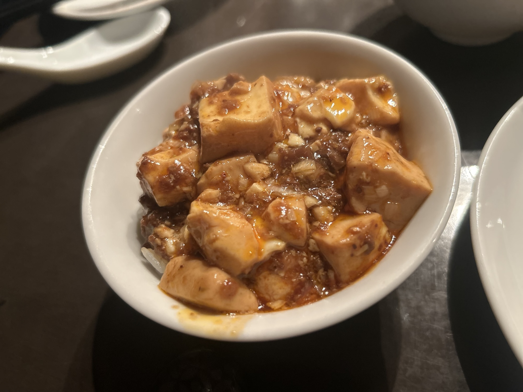 六本木 黒猫夜 六本木店 麻婆豆腐