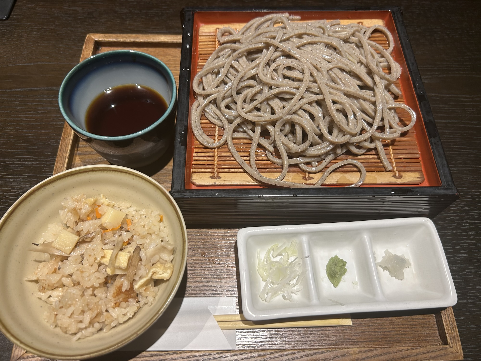 恵比寿 蕎麦 つきのうさぎ 粗挽き太打ち田舎せいろ