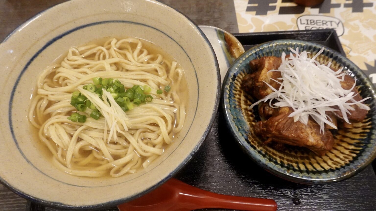 金月そば 那覇店