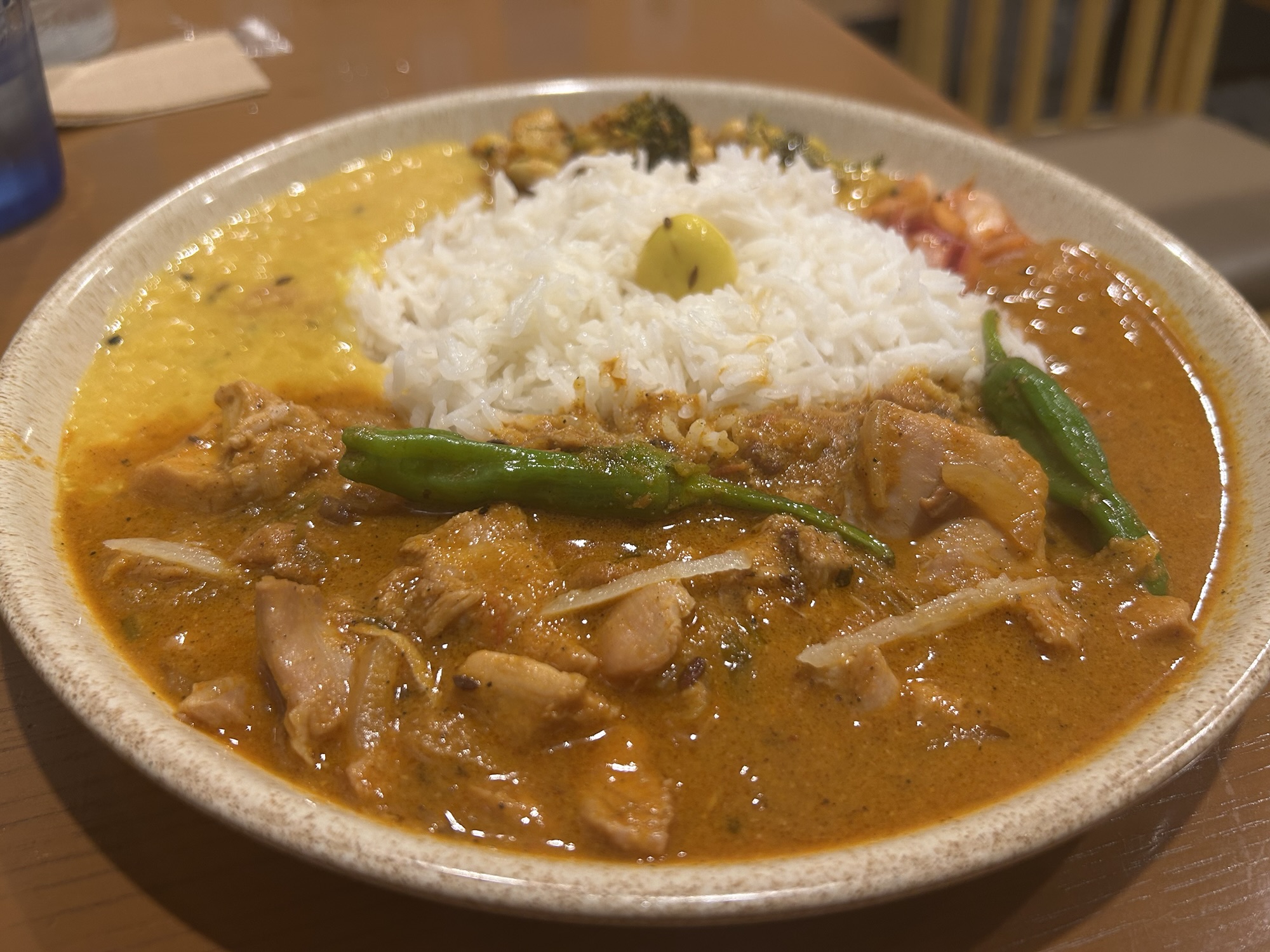 目黒 SPICECURRY KERAKU チキンバターカラヒ