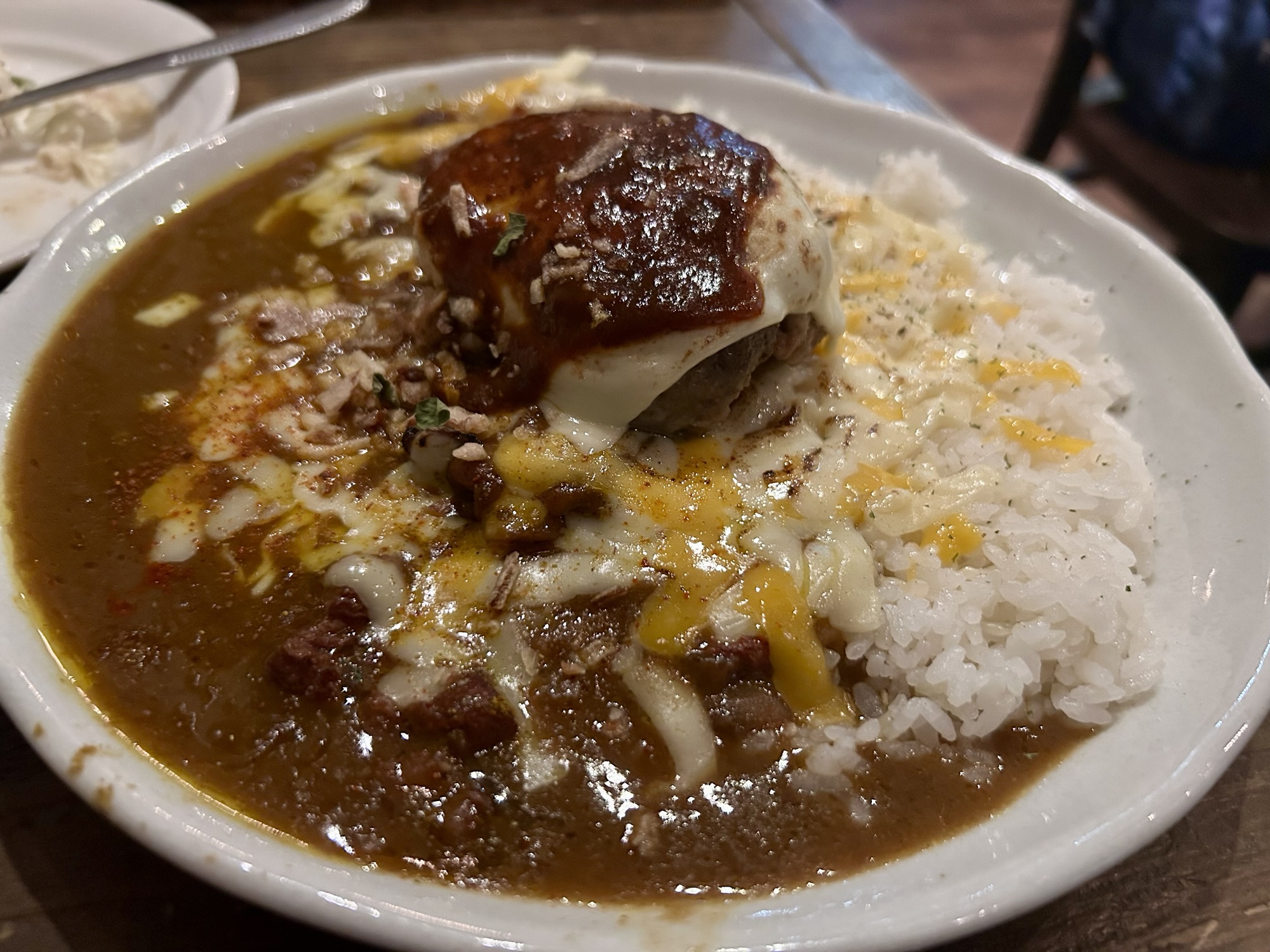 府中 カレーダイニングChai 焼きチーズハンバーグカレー