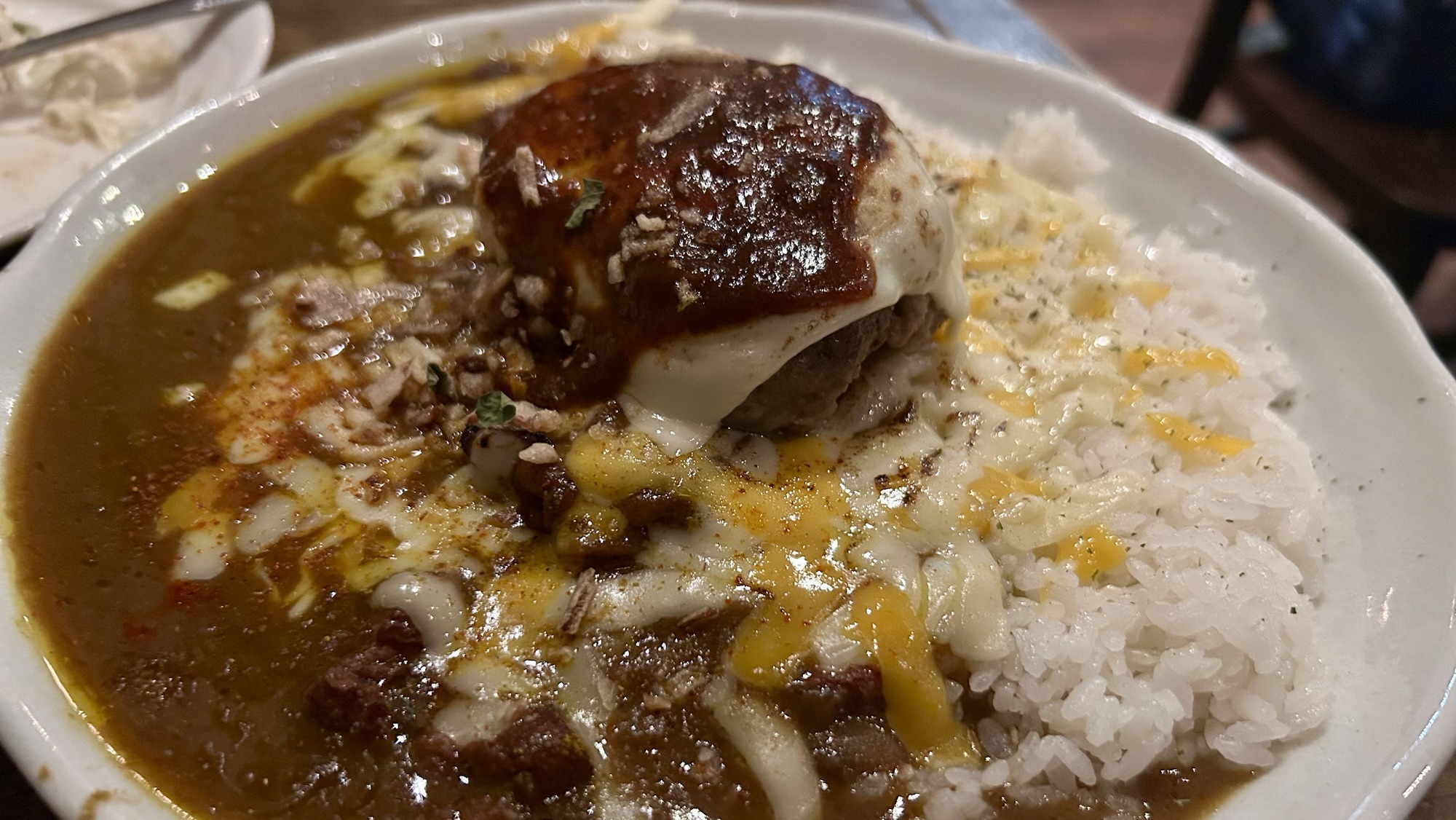 府中 カレーダイニングChai 焼きチーズハンバーグカレー