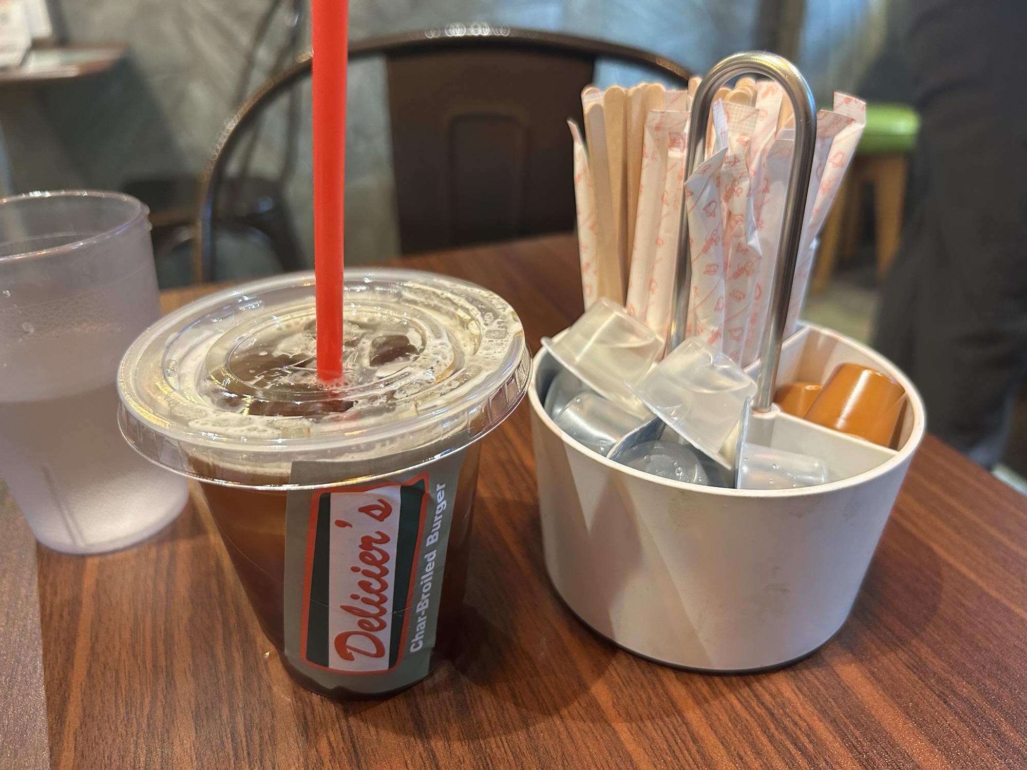 立川 Delicier’s アイスコーヒー