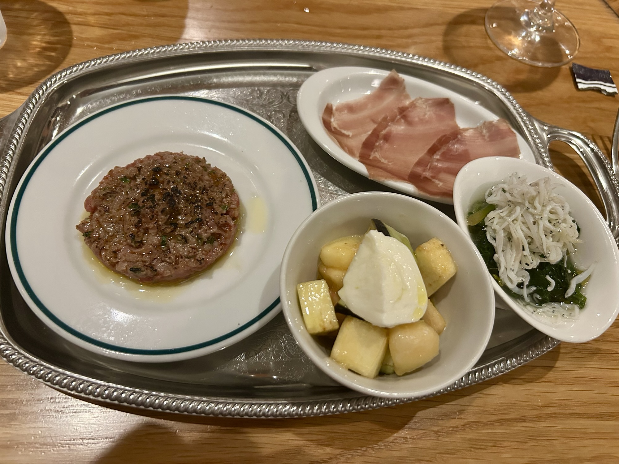 新宿御苑前 ナスキロ 前菜