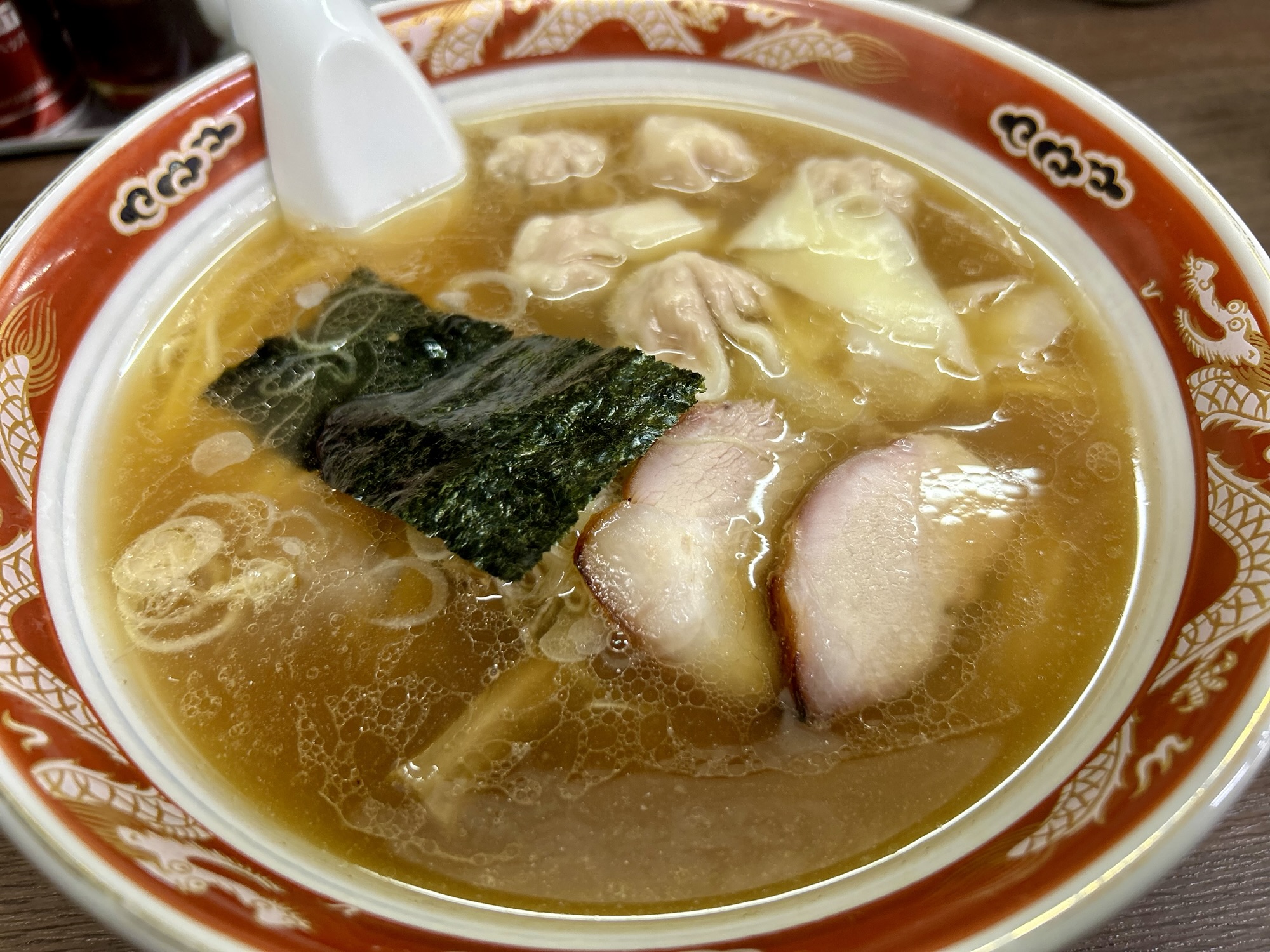 目黒 支那ソバ かづ屋 ワンタンメン