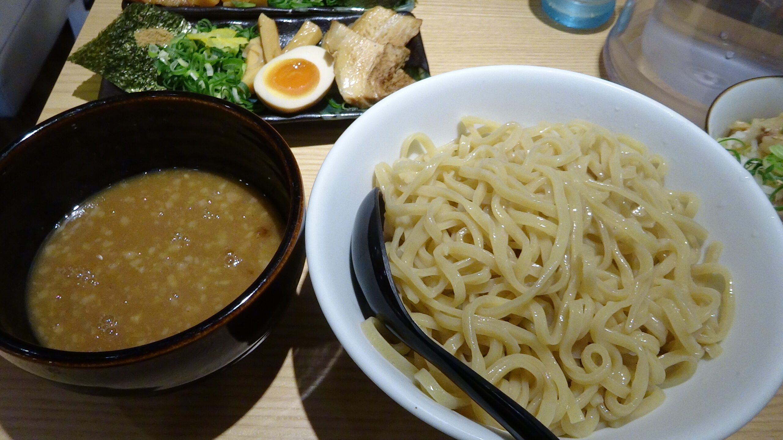 横浜家系ラーメン 春樹 笹塚店