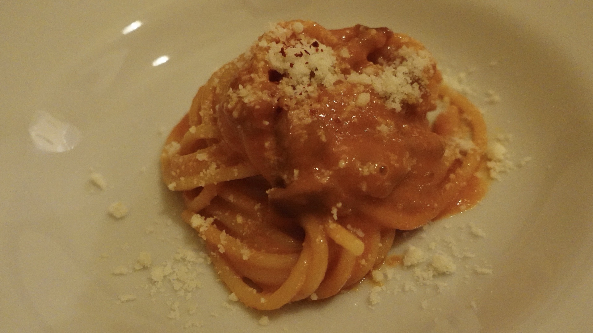 門前仲町 osteria Vecchio Stampo 赤いカルボナーラ