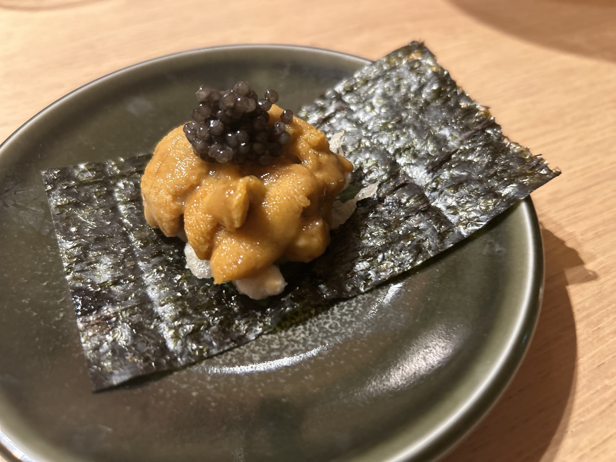 代々木上原 喜わ 雲丹とキャビアの海苔巻き