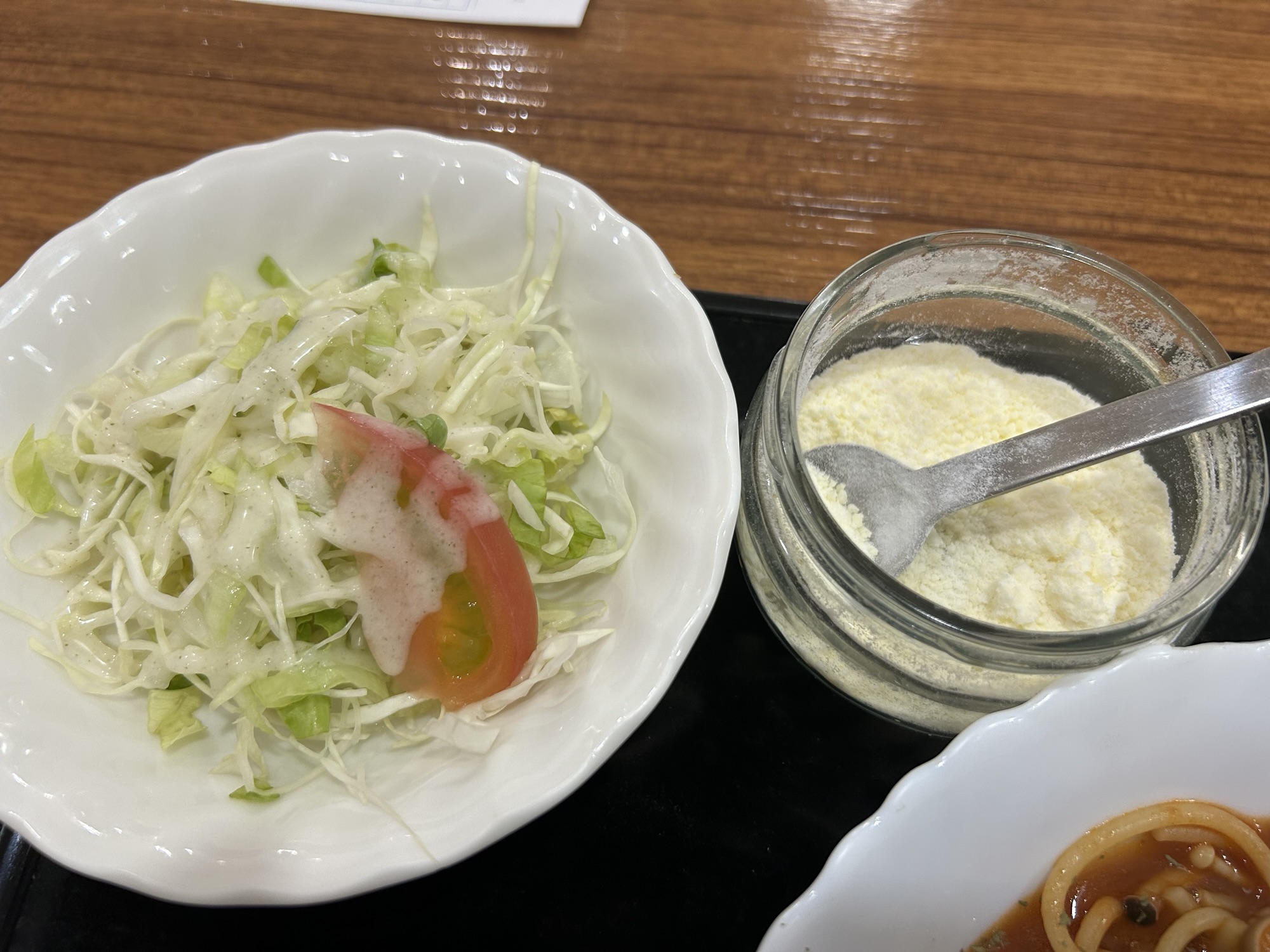 矢野口 麻瀬憧庵 ベーコンキノコのトマトソース