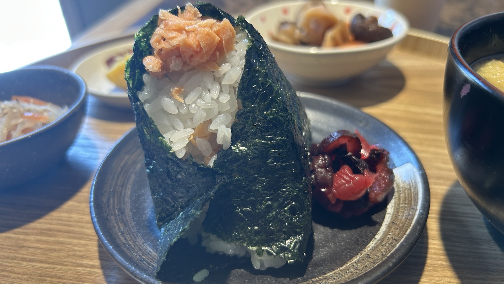 矢野口 NOOK COFFEE おにぎり定食