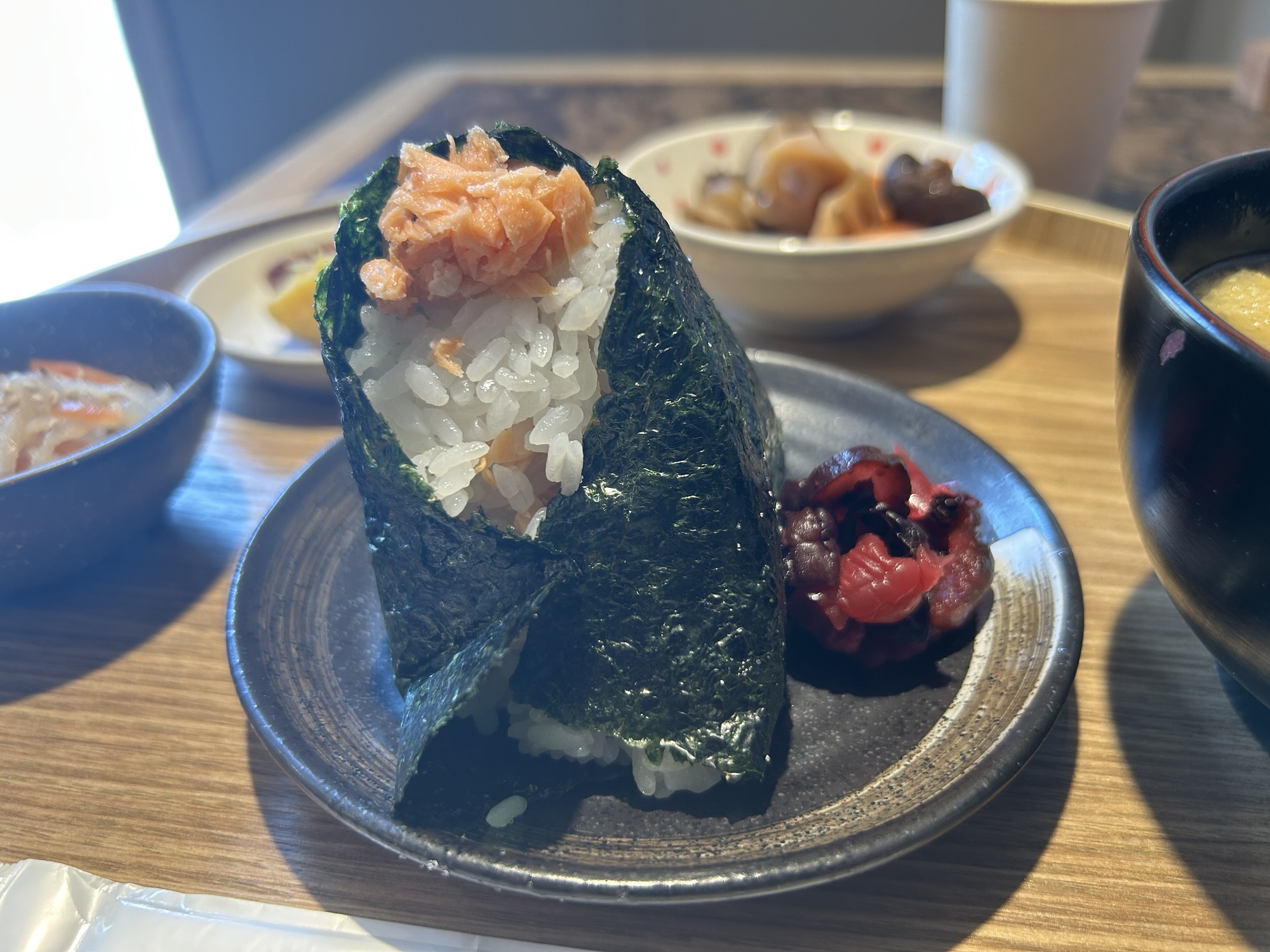 矢野口 NOOK COFFEE おにぎり定食