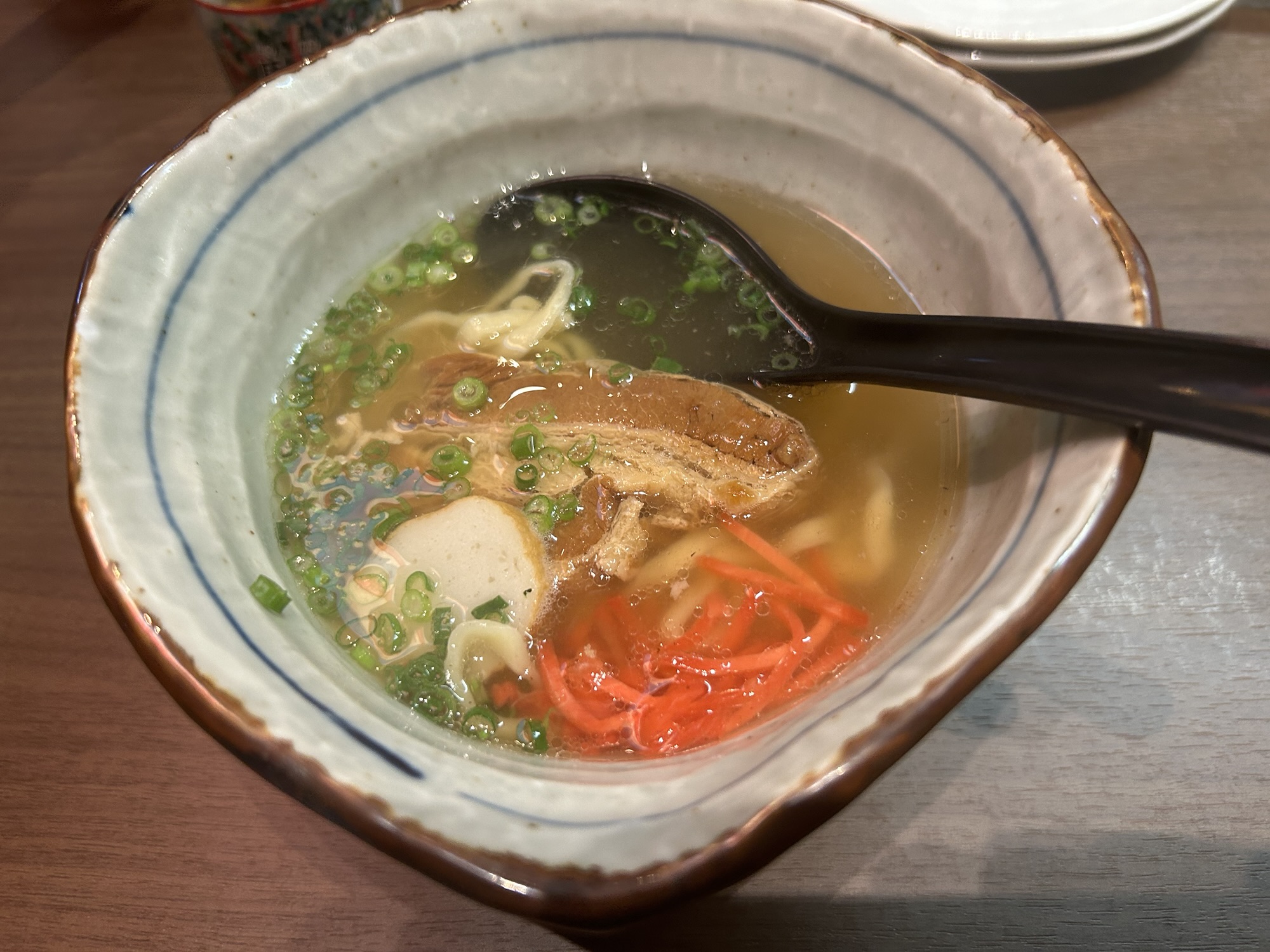 向ヶ丘遊園 分あじこや 登戸店 沖縄そば