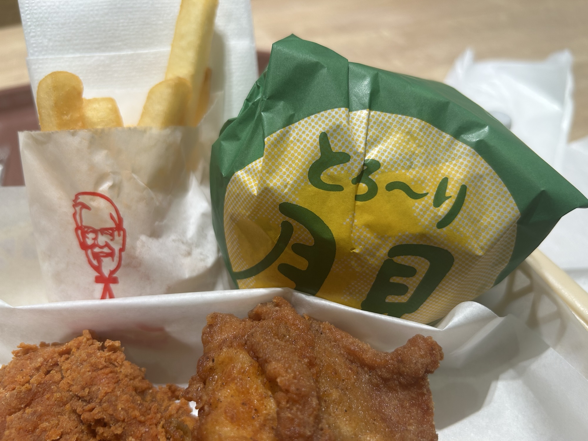 ケンタッキー とろ〜り月見和風カツバーガーこぼれタルタル