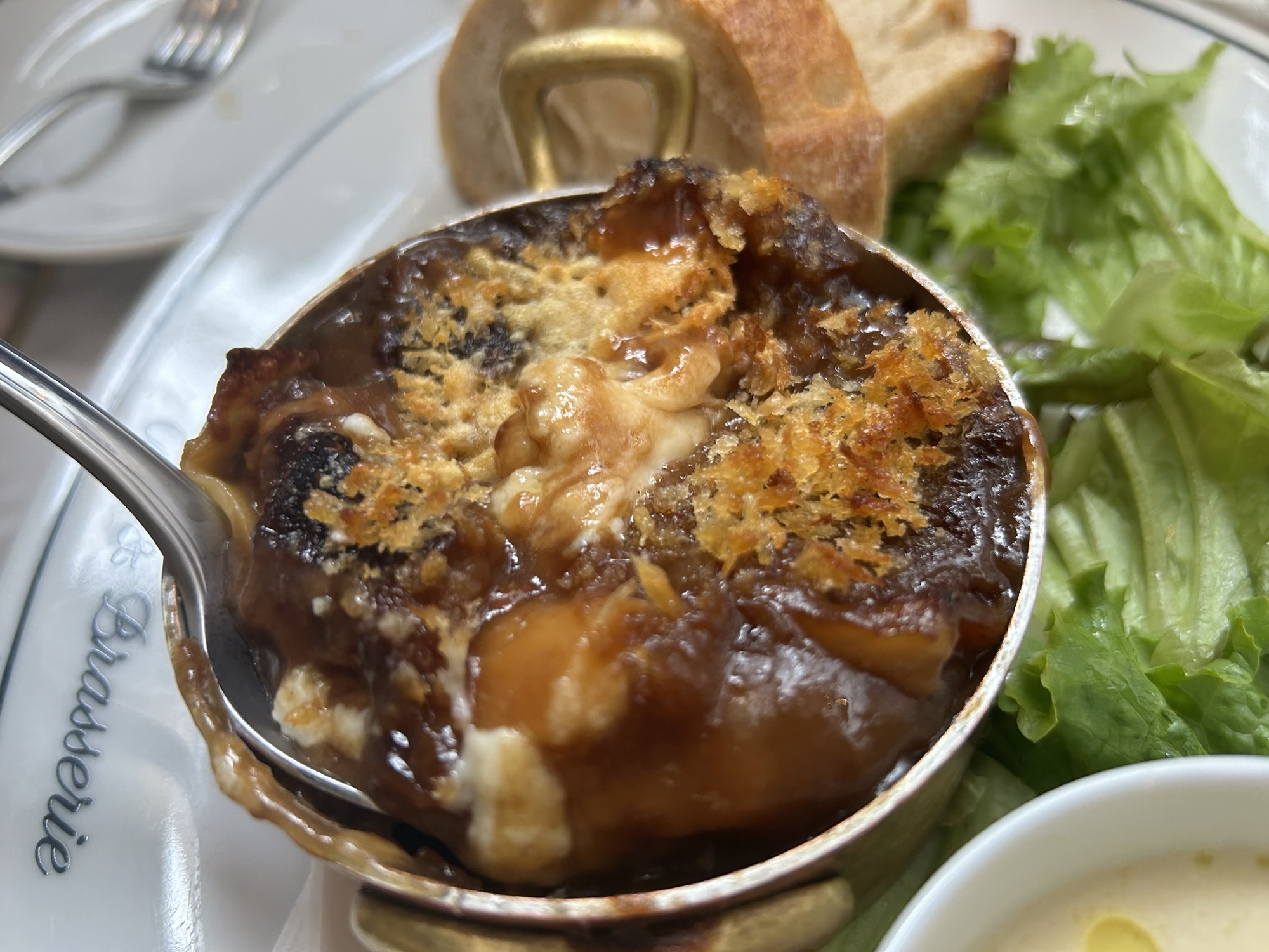 町田 Zéro One Café & Brasserie 4時間煮込んだボロネーゼのラザニア