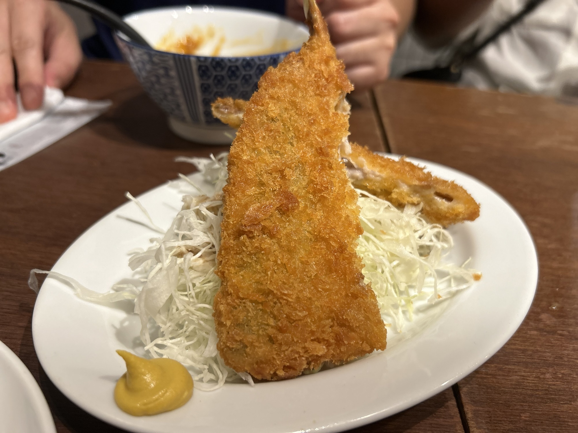 町田 カツオスタンド 肉厚アジフライ