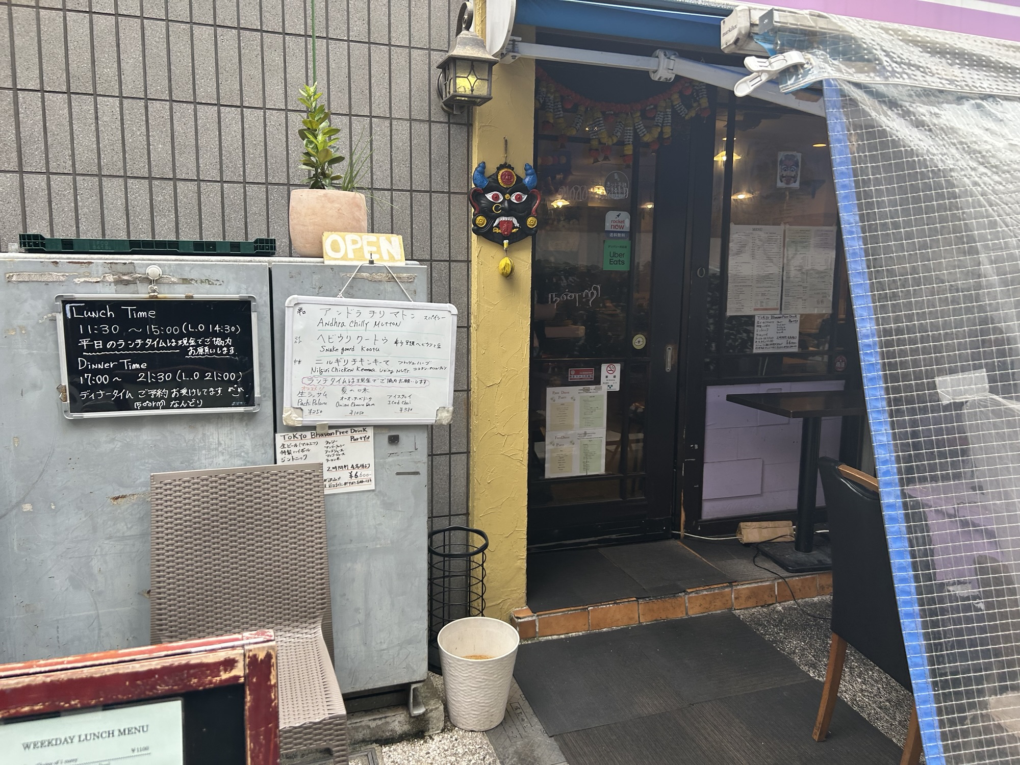 飯田橋 TOKYO BHAVAN 外観