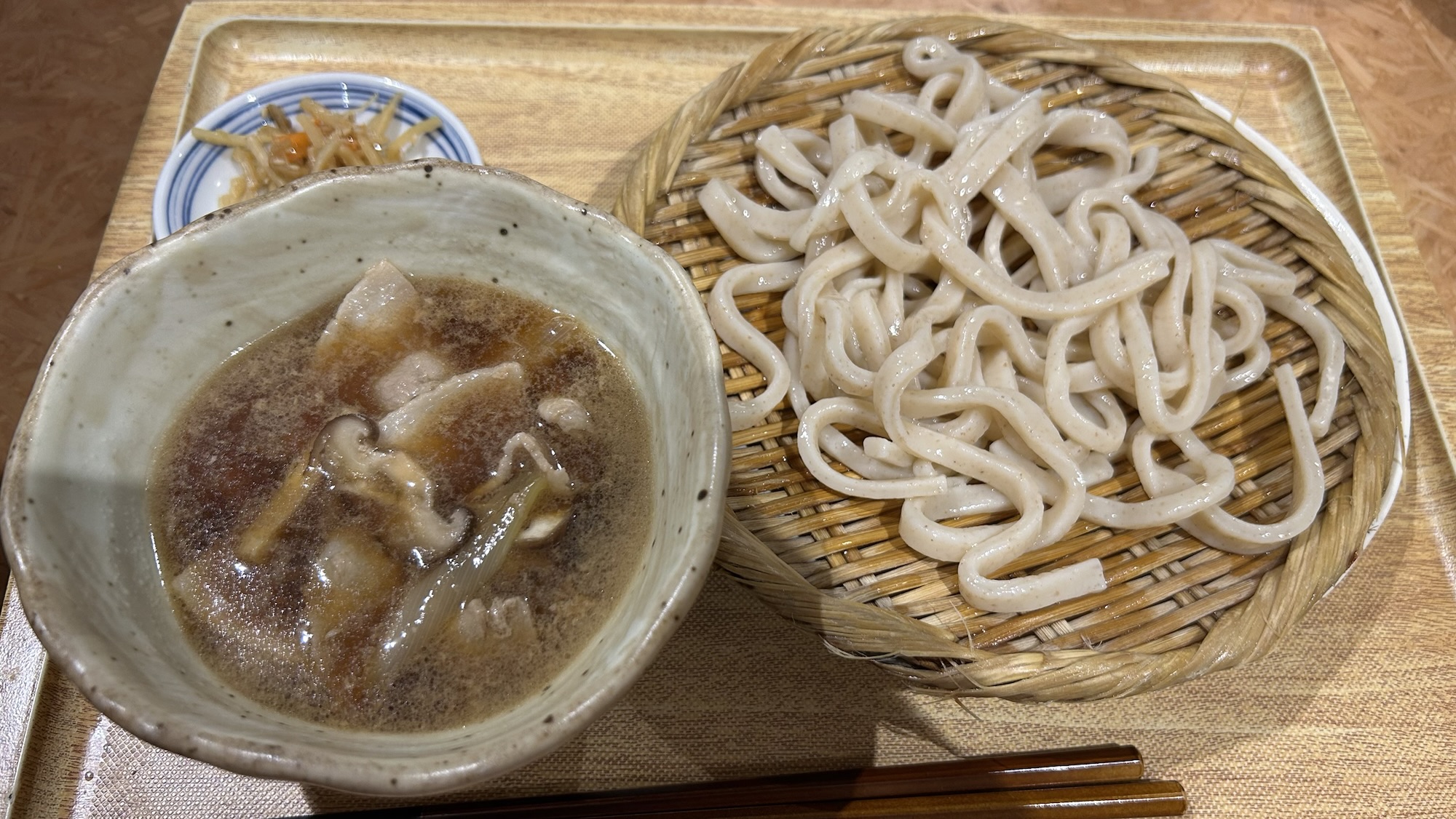 立川 武蔵野うどん こぶし ecute立川店 肉汁つけうどん