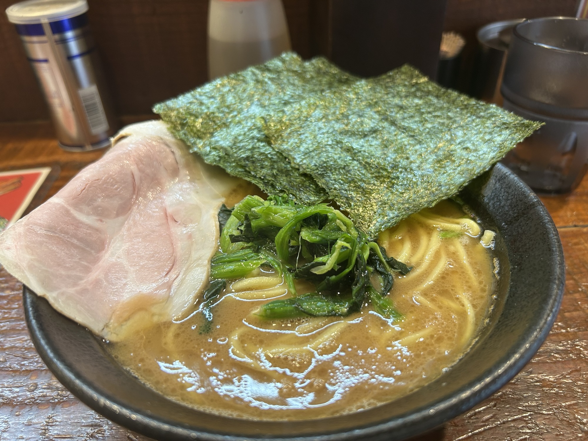 立川 麺家 たっとび ラーメン