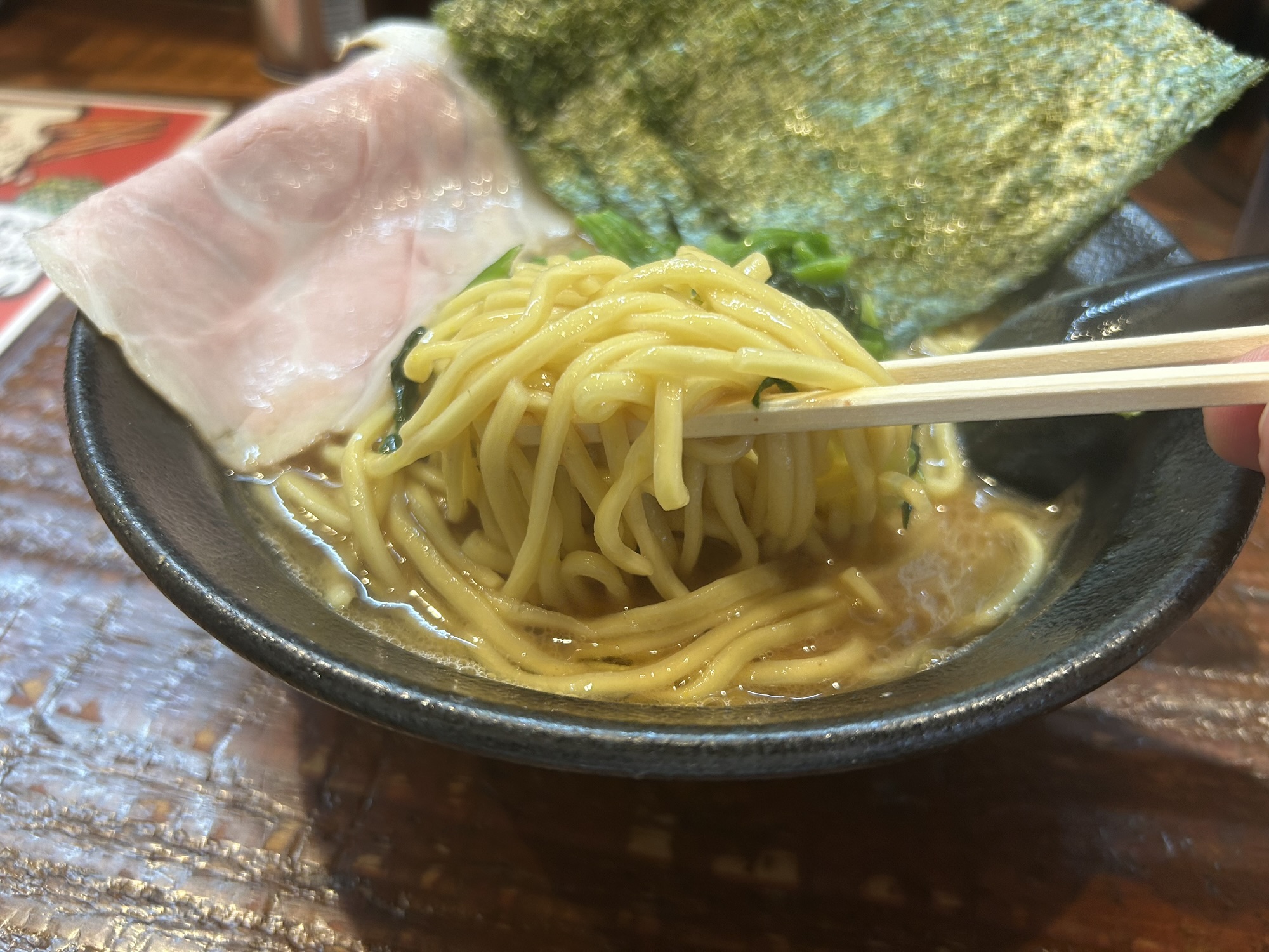 立川 麺家 たっとび ラーメン