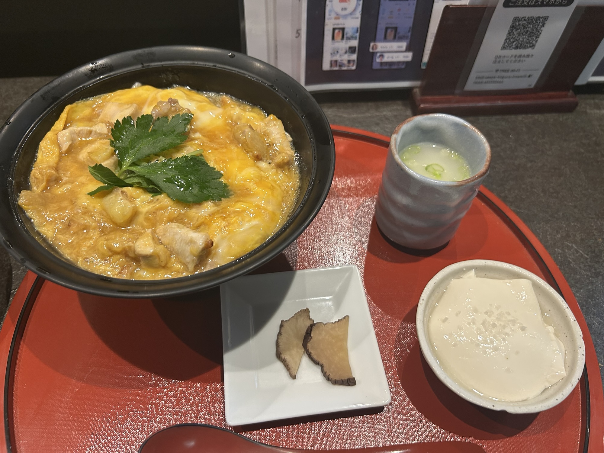 神楽坂 本家あべや 神楽坂店 究極の親子丼