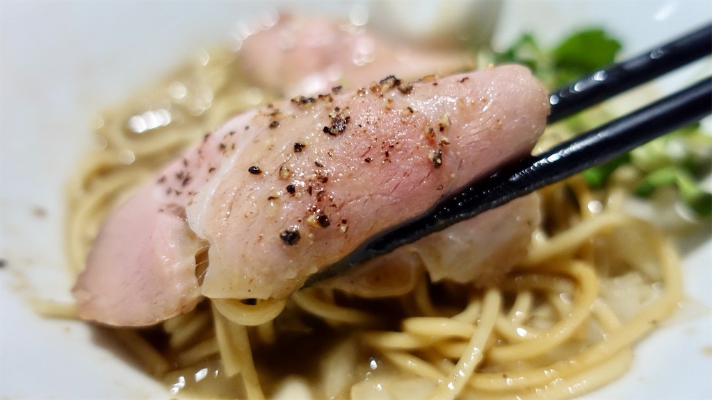 本郷三丁目 麺屋 ねむ瑠 濃厚 烏賊煮干 煮玉子入り 醤油味
