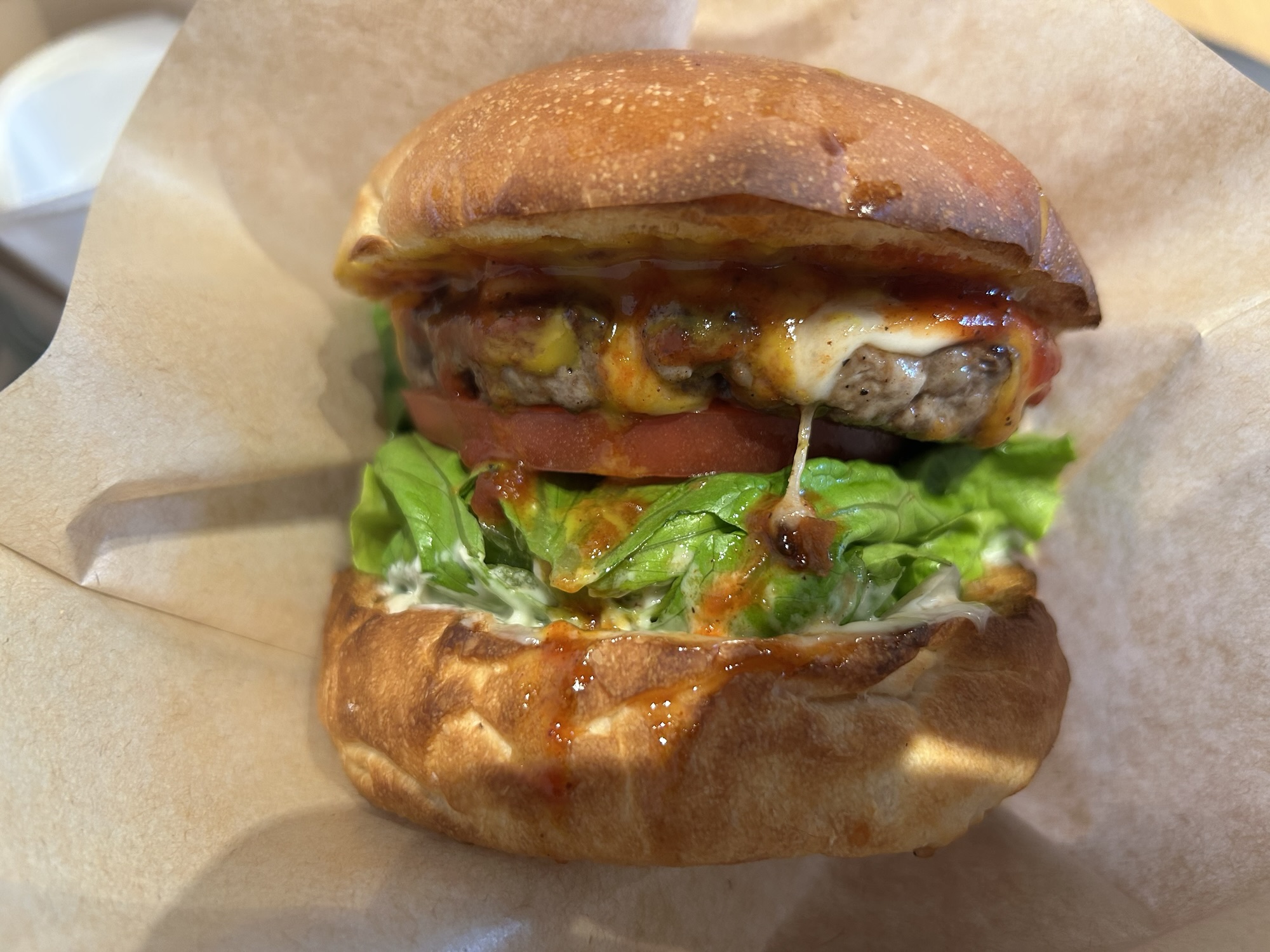 渋谷 BLACK ROCKS BURGER SHIBUYA チーズバーガー