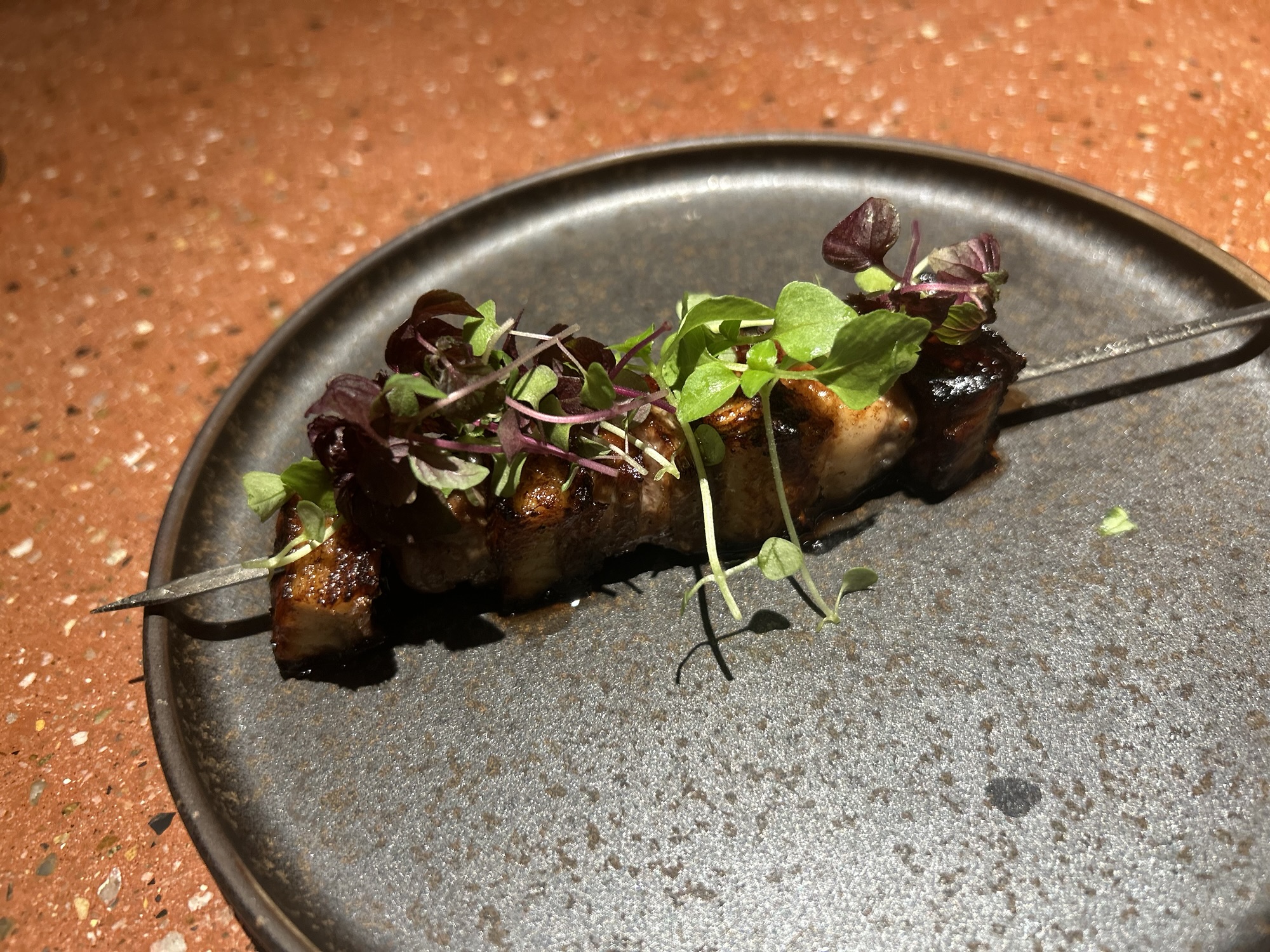 東京駅 炭羊 Lamb & Sake 炭羊名物 鰻羊串 蒲焼風ポルトソース