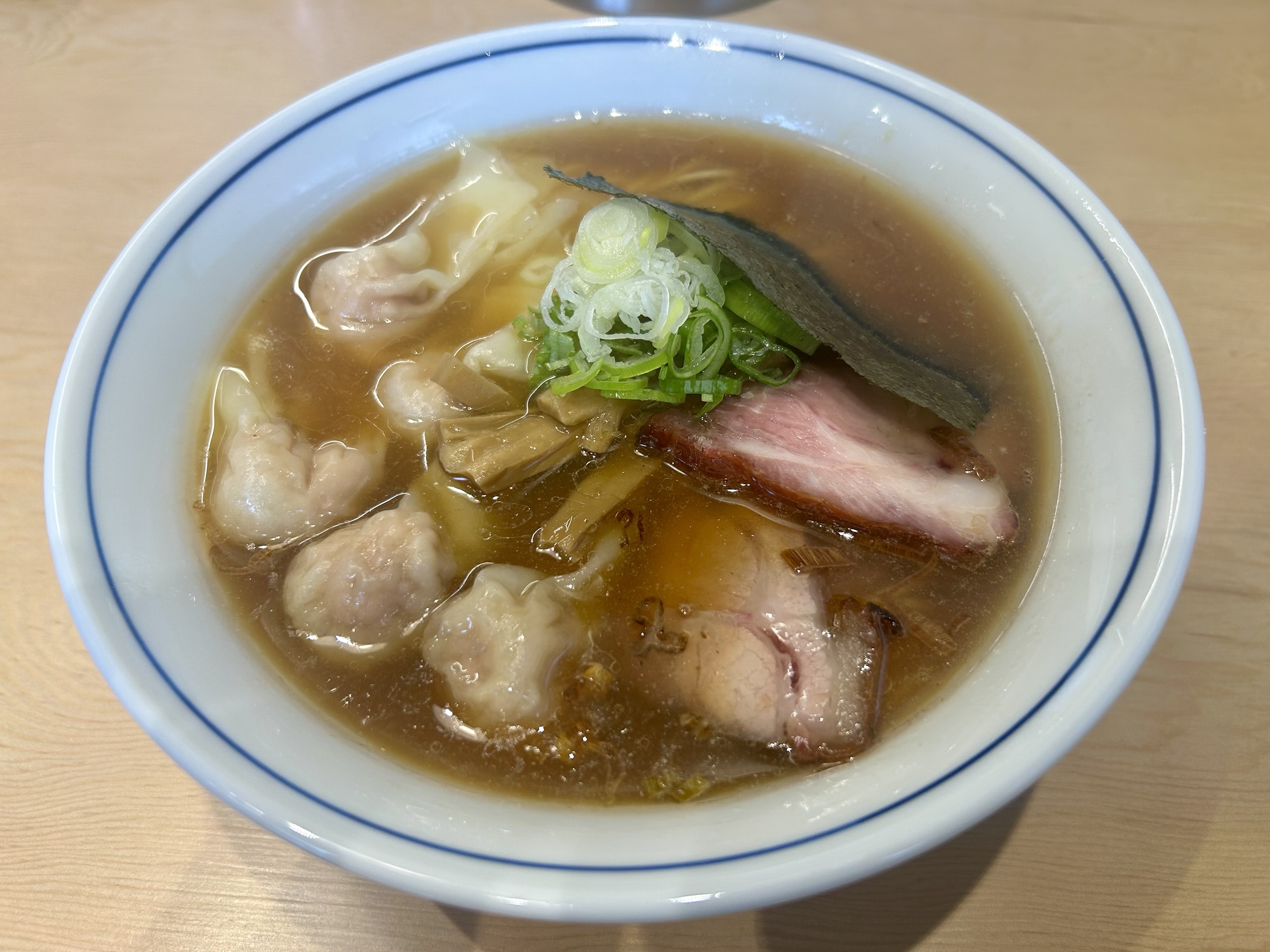 立川 石ゃ森 ワンタン麺
