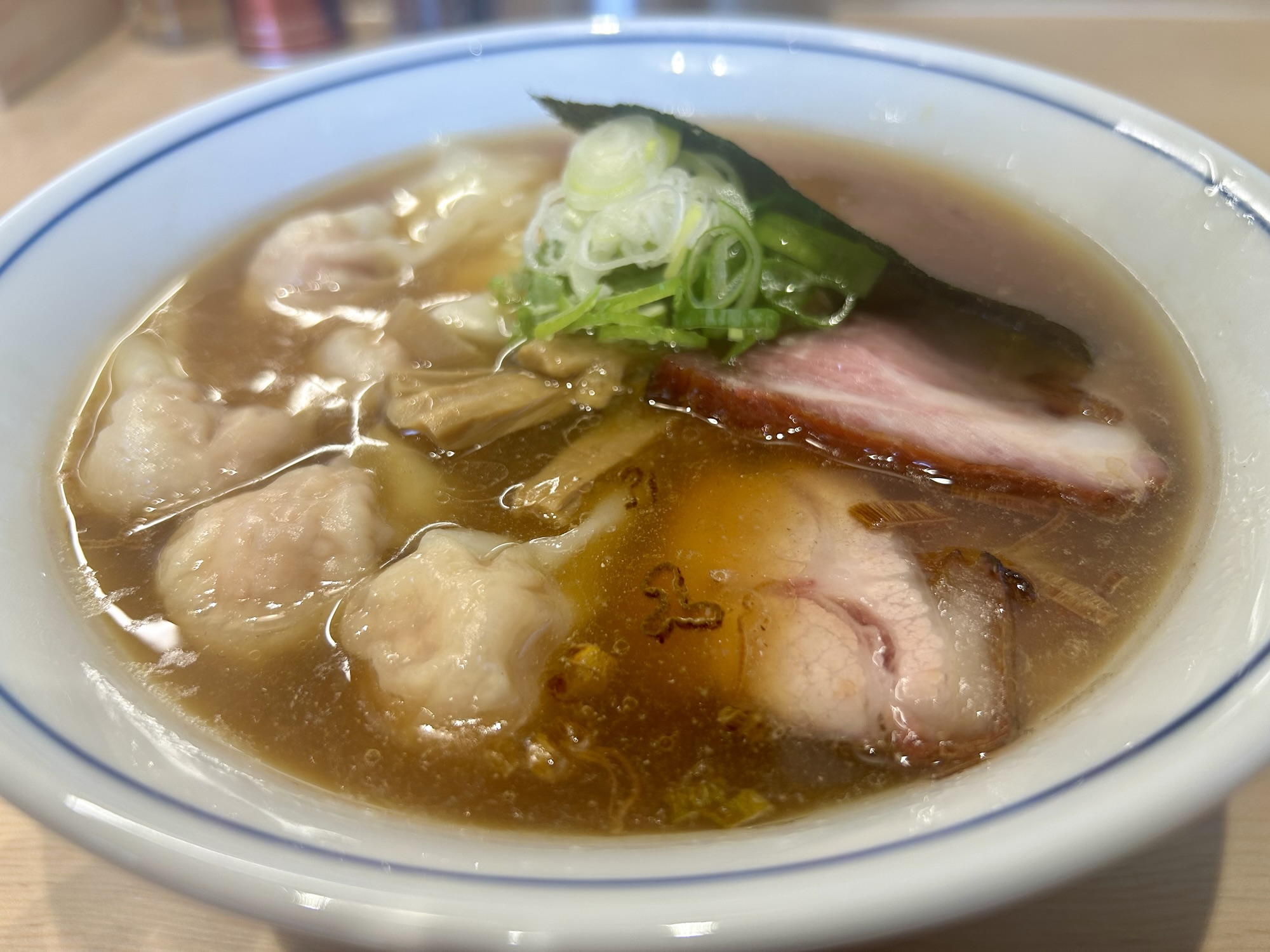 立川 石ゃ森 ワンタン麺