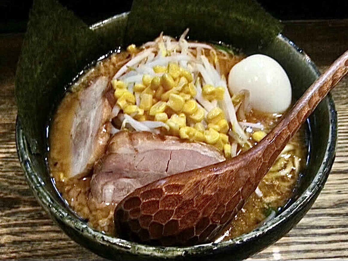東京スタイルみそらーめん ど・みそ 京橋本店
