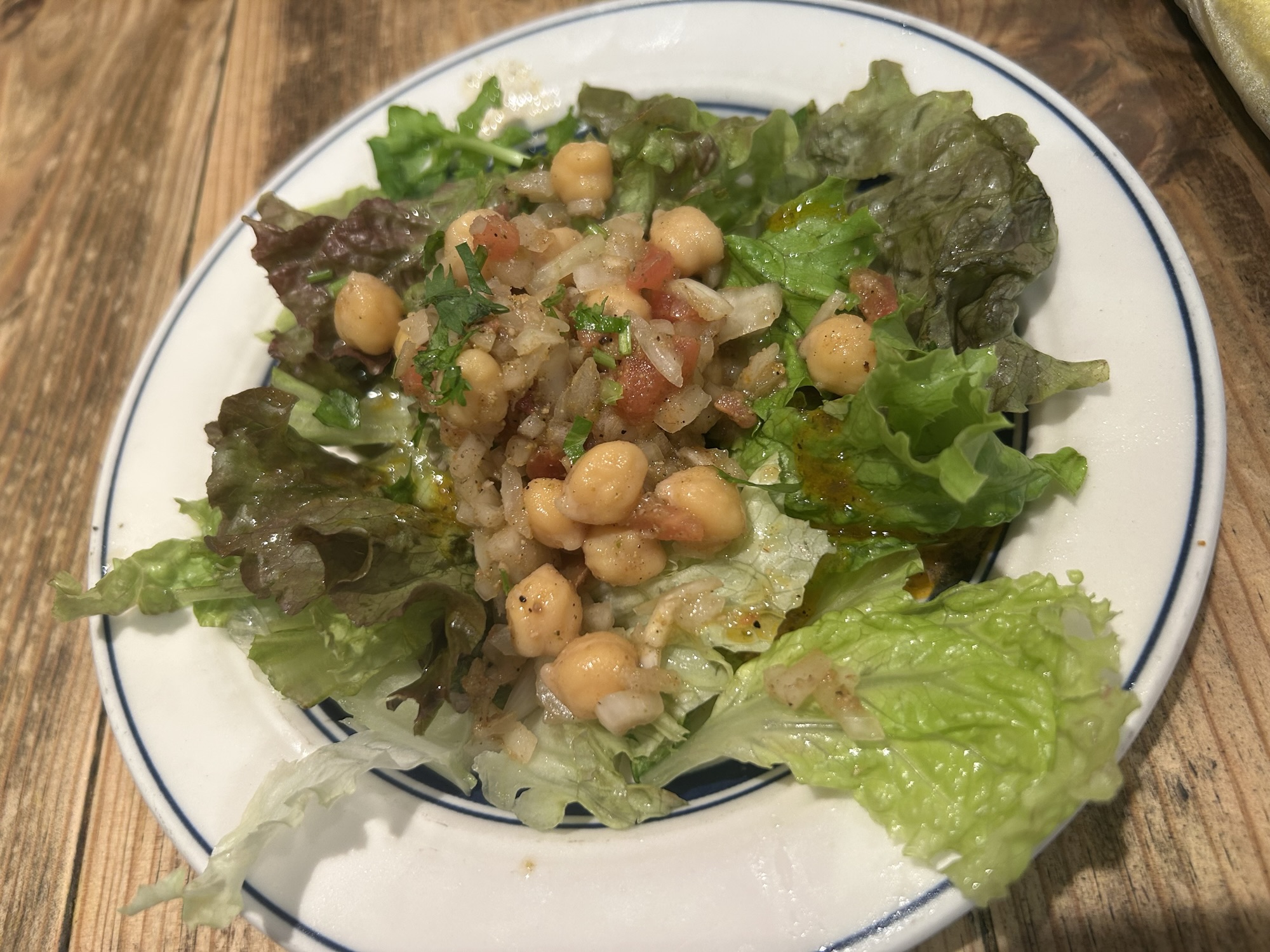 銀座 グルガオン ひよこ豆と香菜のサラダ