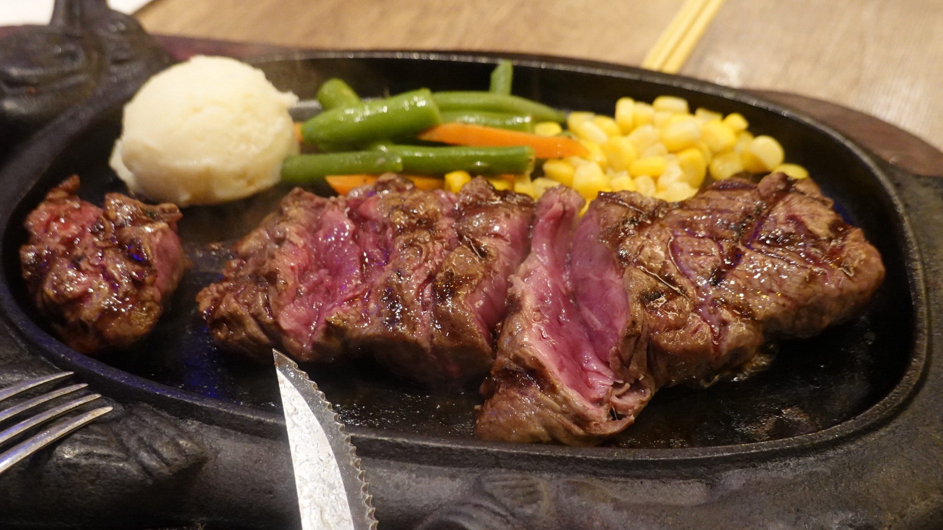 那覇 ステーキハウス88 那覇空港店 カイノミステーキ